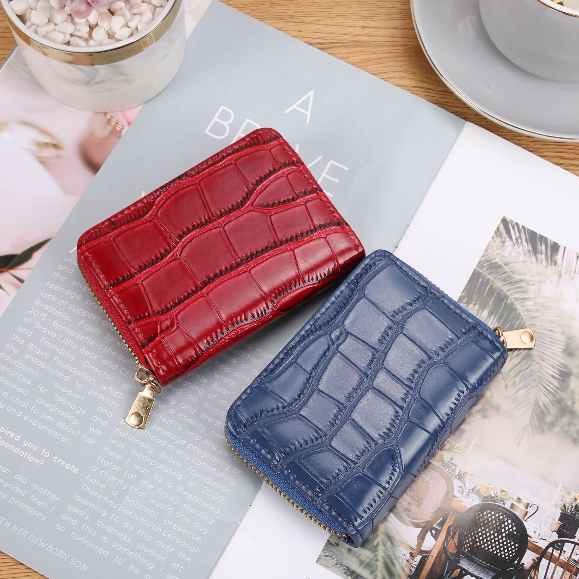 New Arrival Women's Multi-Functional Anti-Degaussing Card Holder Retro K-Style Crocodile Pattern Mini Size Multiple Card Cards