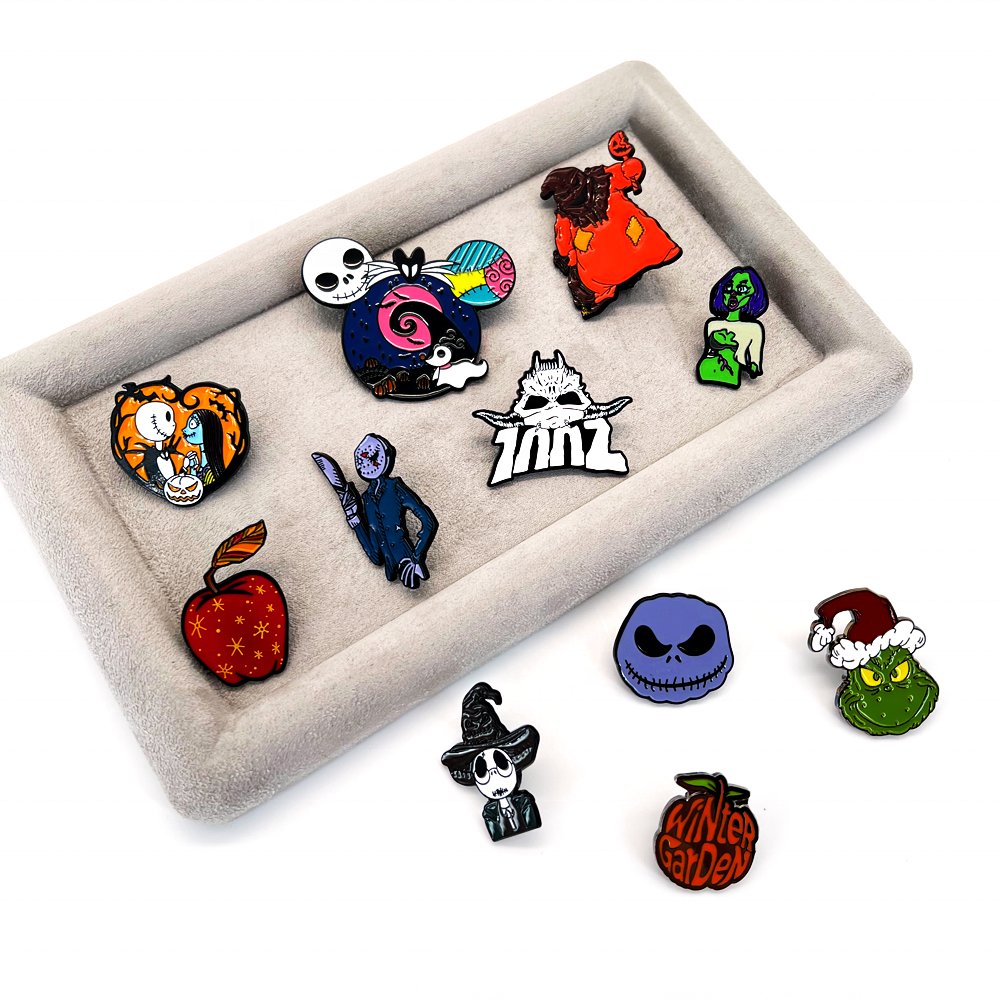 Badge maker custom pin metal logo badges Custom badge holder's Halloween Christmas enamel lapel pin