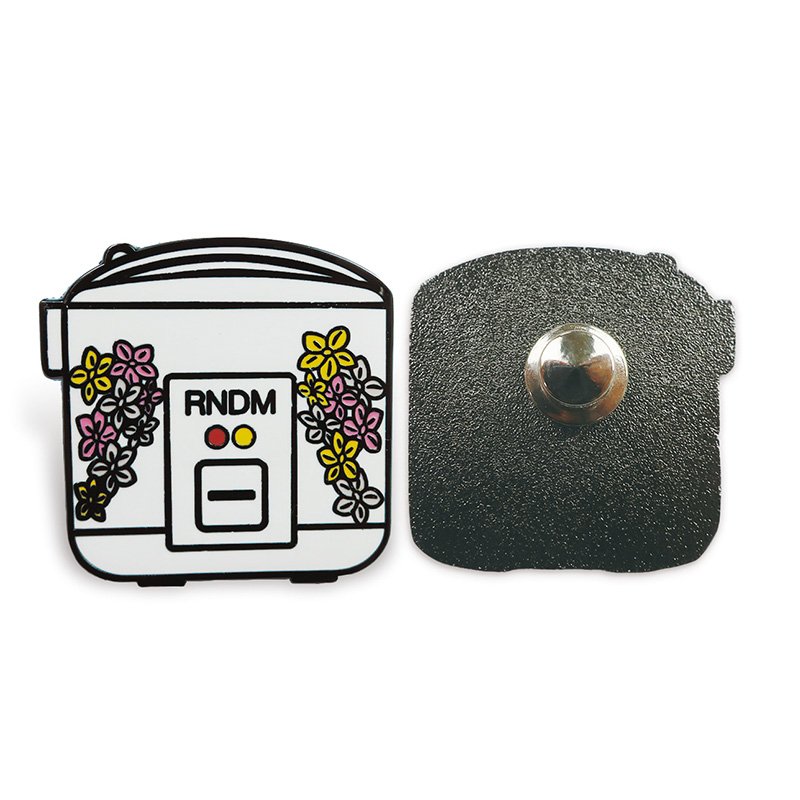 Customized badge metal logo anime lapel pin badge hat pins custom soft enamel pin