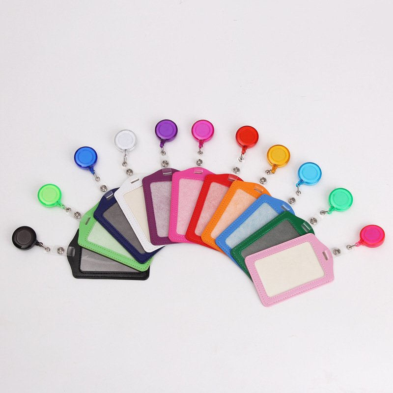 Wholesale Easy to Pull String Yoyo Hospital Nurse Retractable Badge Reel Alligator PU ID Name Tag Card Holder with Custom Logo