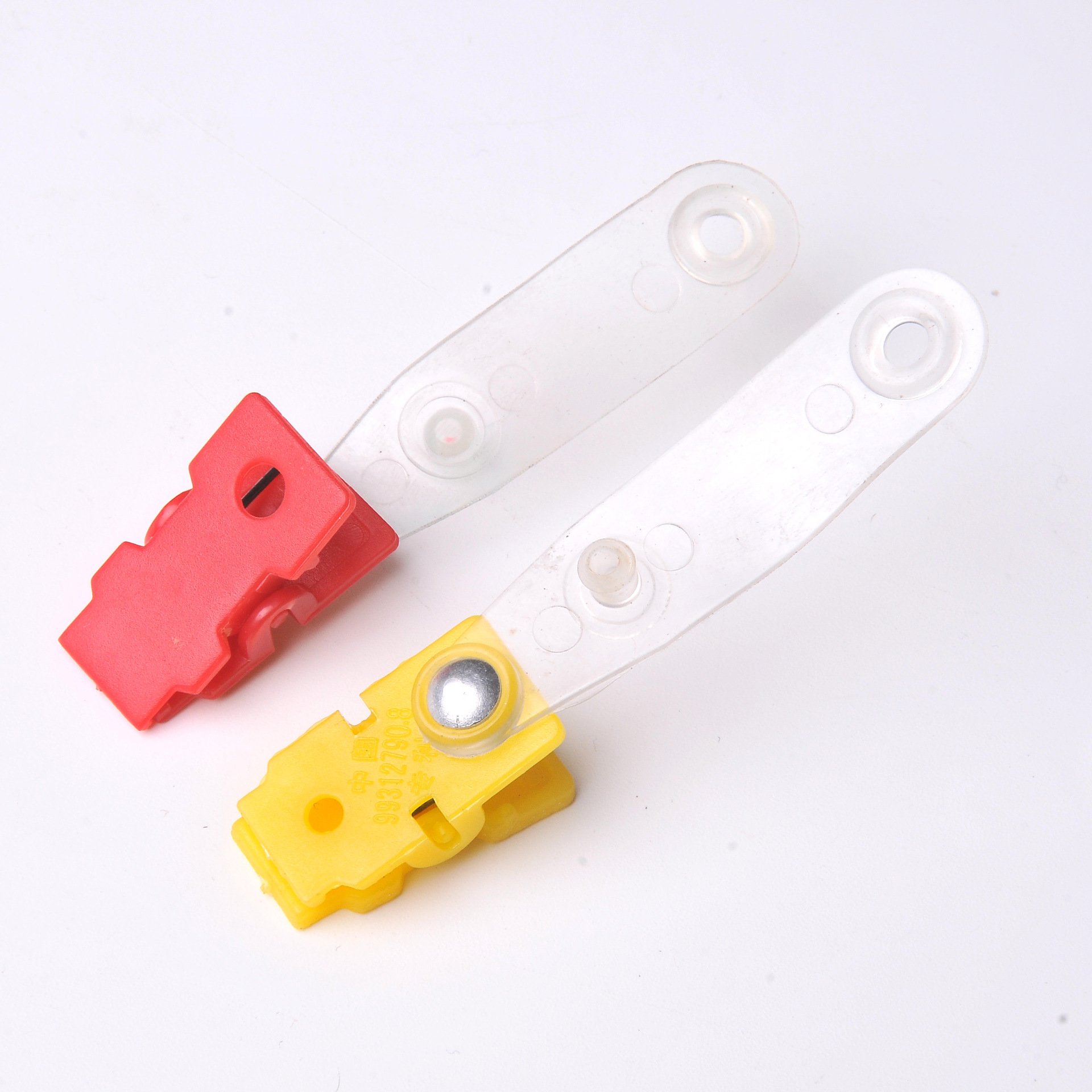 Custom Small Id Name Badge Crocodile Stationery Clips Holder Safety Pvc Plastic Clips For Office