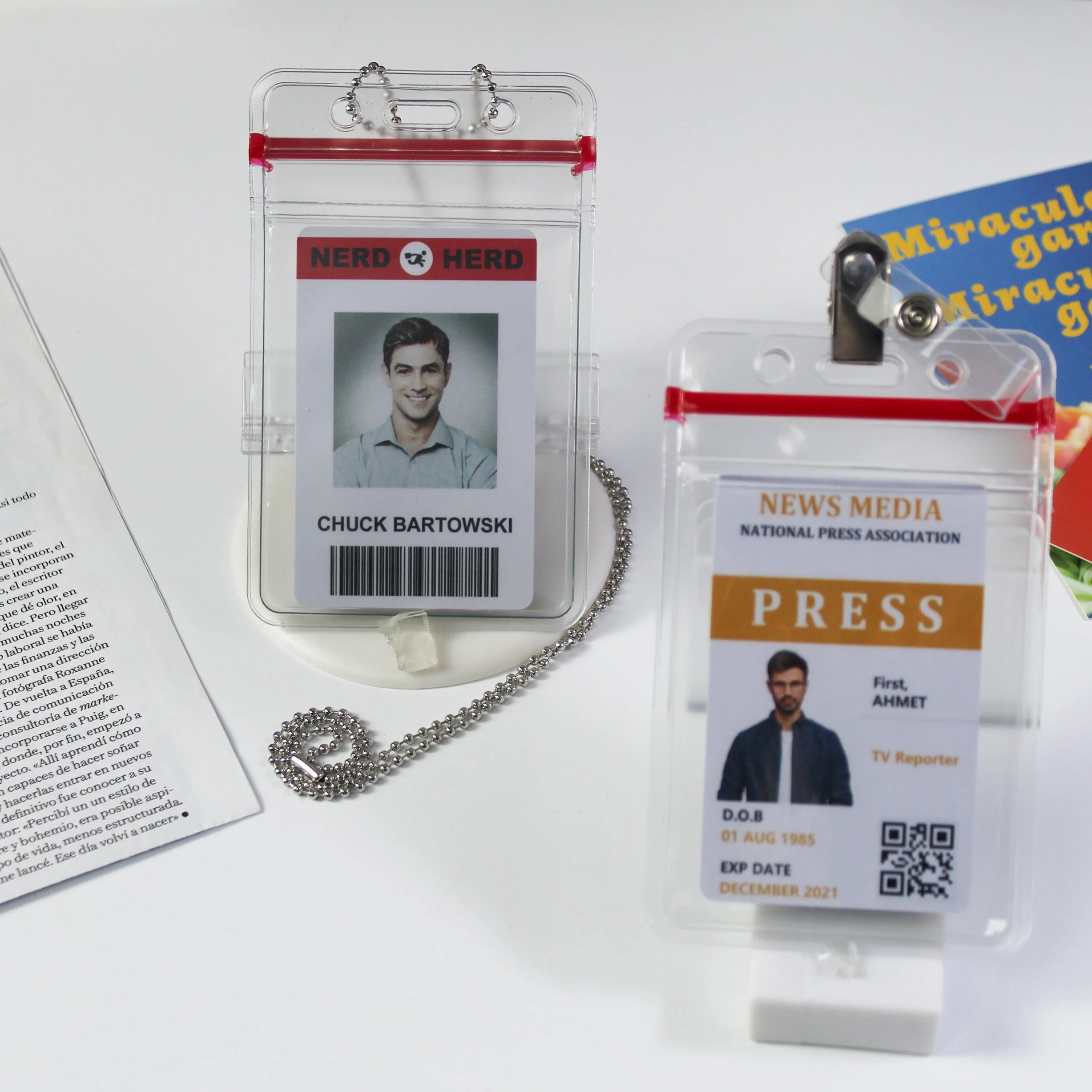 Clear Vinyl Vertical Resealable Waterproof ID Card Badge Holder Case Soft PVC Transparent Badge Holder for Worker Nurse