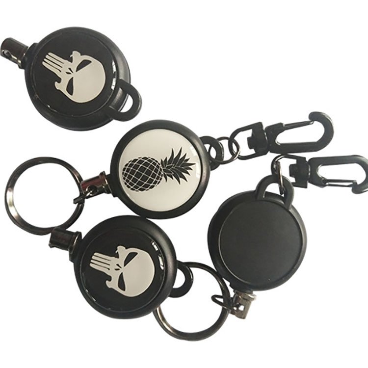 New Design High Quality Retractable Hospital Nurse Badge Holder Reel ID Card Holder Key chains