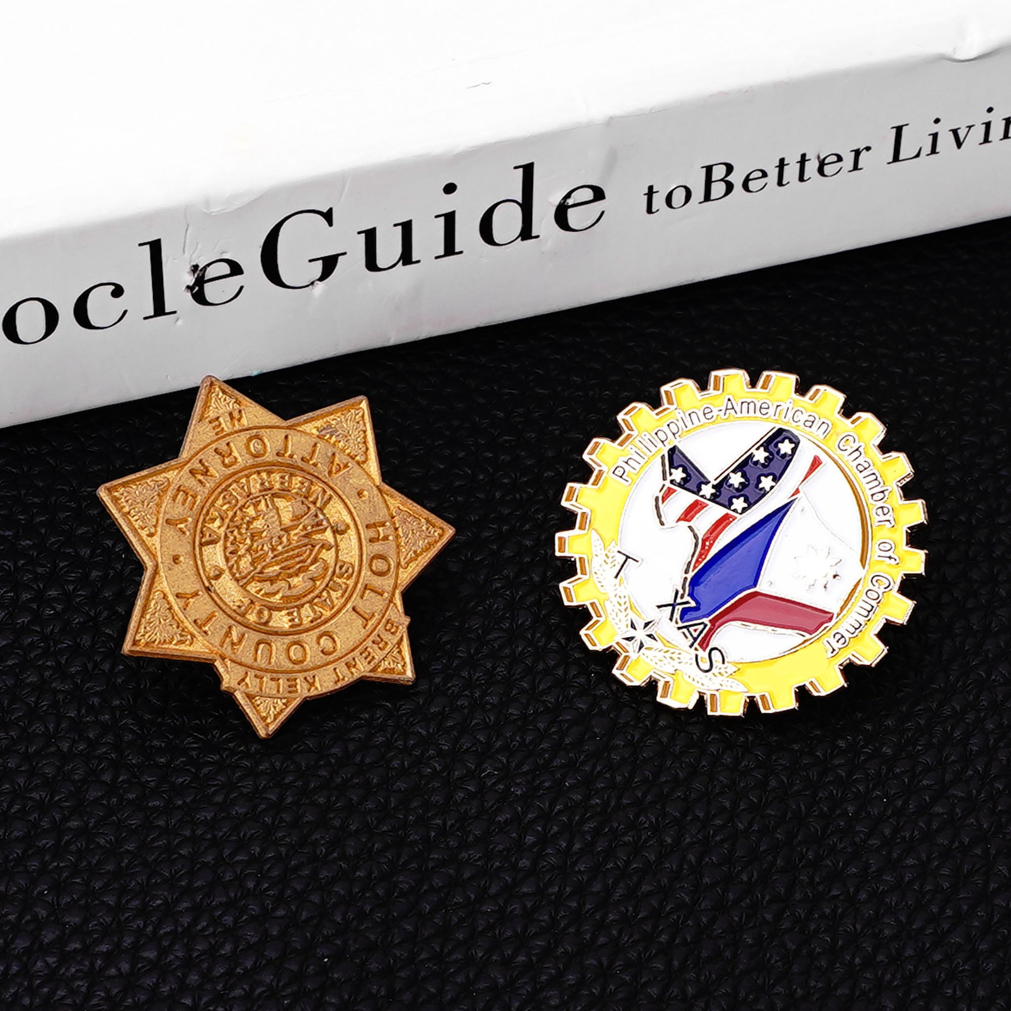 Wholesale Metal Pins Supplier Glitter Brooch Anime Hard Enamel pin Soft Lapel Badge Custom Enamel Pin