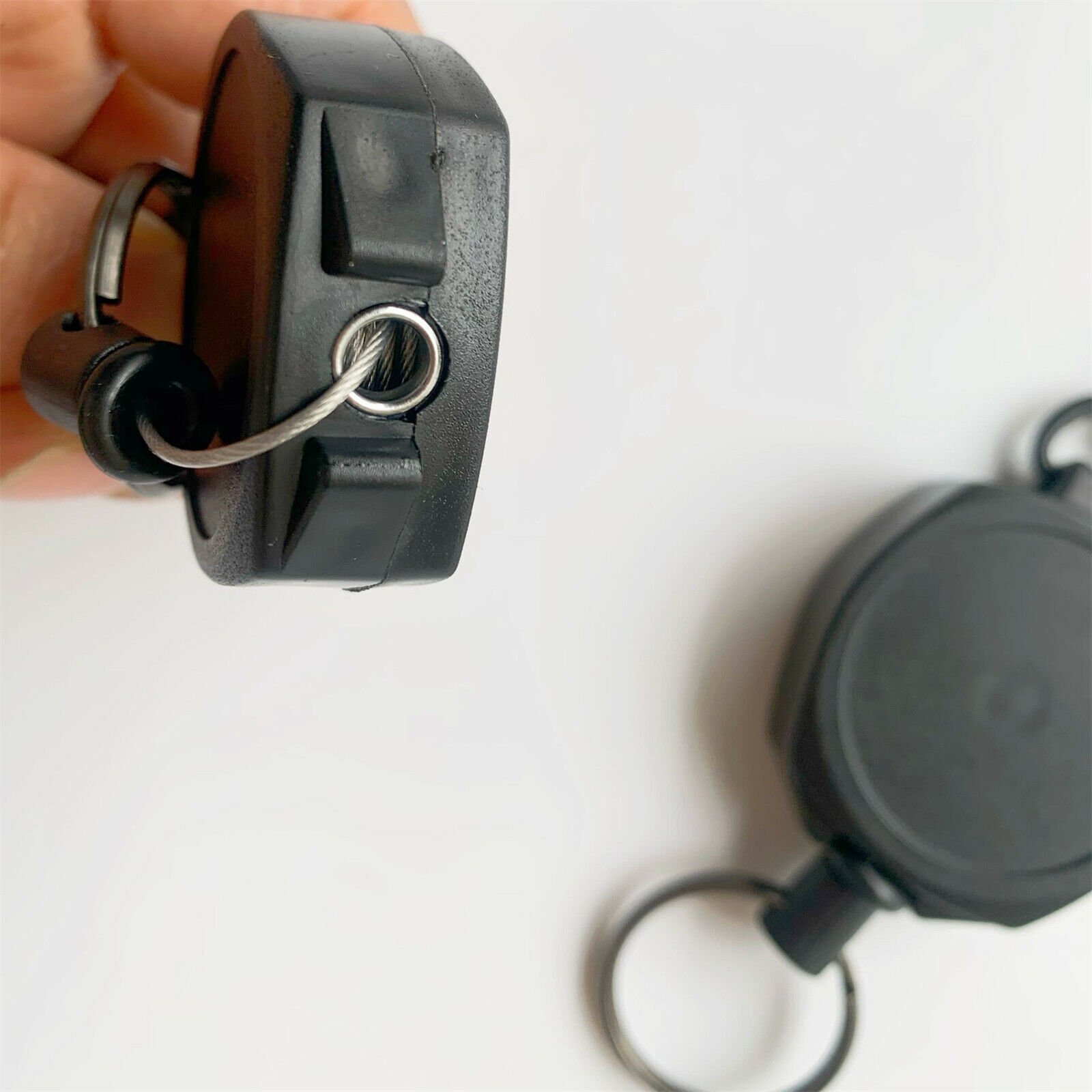 Heavy Duty Retractable Carabiner Key Chain Badge Holder With Steel Cord Keychain