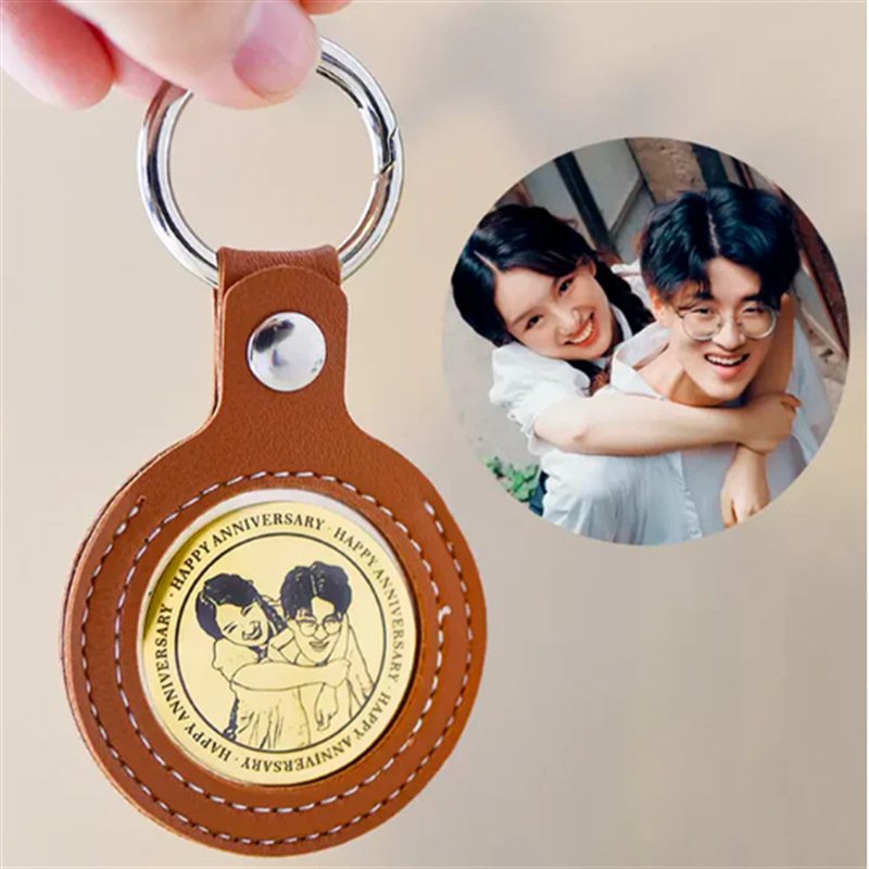 Leather Commemorative Coin Keychain Leather 30-38mm Coin Case Round Commemorative Badge Storage Keychain