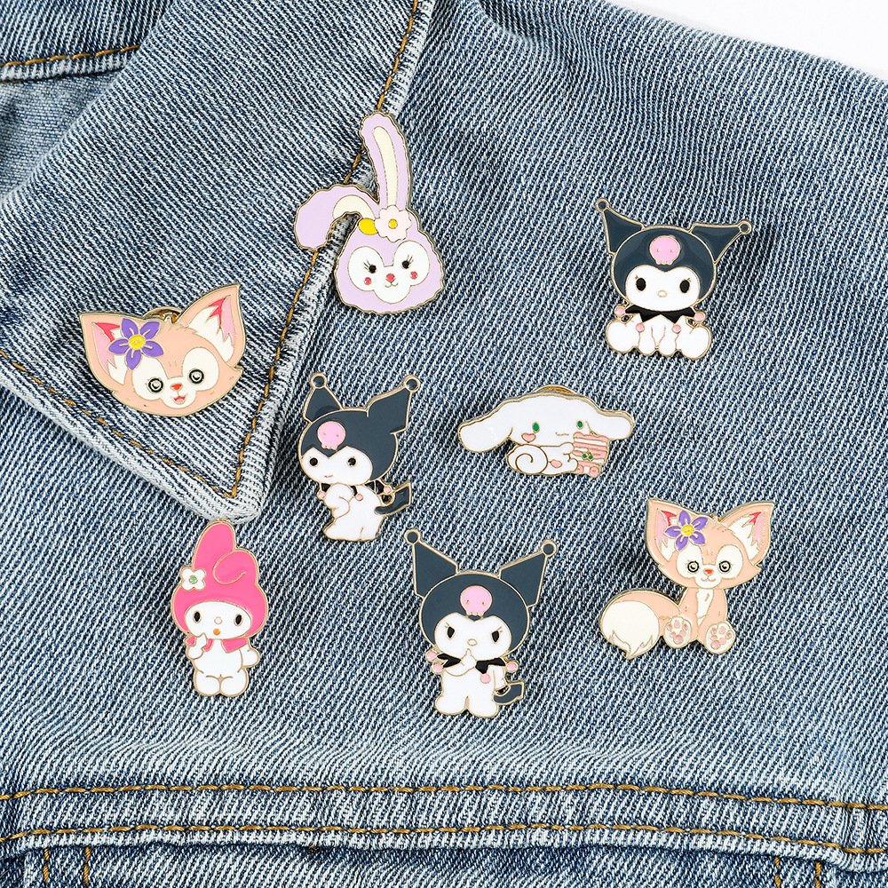 Crtoon anime cat kitty Brooch Japanese simple metal badge bag pin pen bag jewelry sanrioed accessories wholesale metal clip