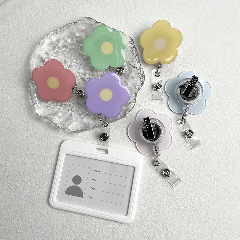 lD Badge Holder Retractable Clip Cute Nurse Badge Reel Nurse Accessories ForWork Nursing Student Must Haves Badge Holder