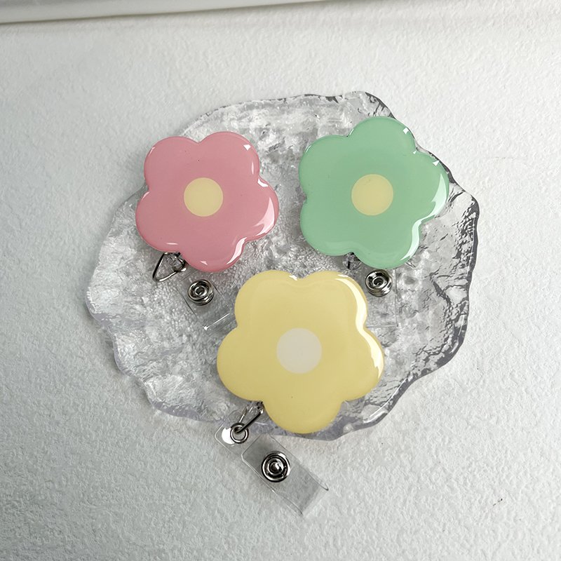 lD Badge Holder Retractable Clip Cute Nurse Badge Reel Nurse Accessories ForWork Nursing Student Must Haves Badge Holder