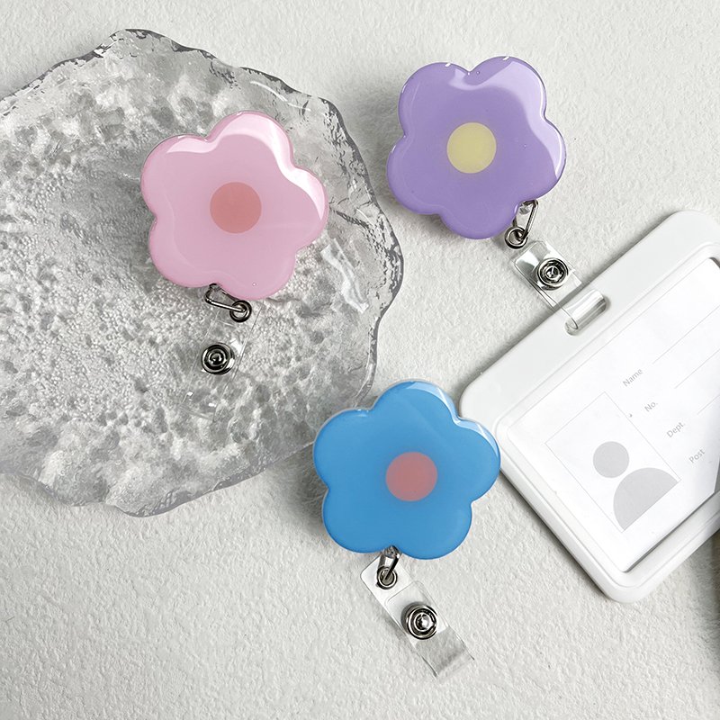 lD Badge Holder Retractable Clip Cute Nurse Badge Reel Nurse Accessories ForWork Nursing Student Must Haves Badge Holder