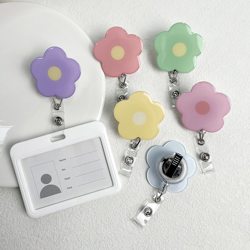 lD Badge Holder Retractable Clip Cute Nurse Badge Reel Nurse Accessories ForWork Nursing Student Must Haves Badge Holder