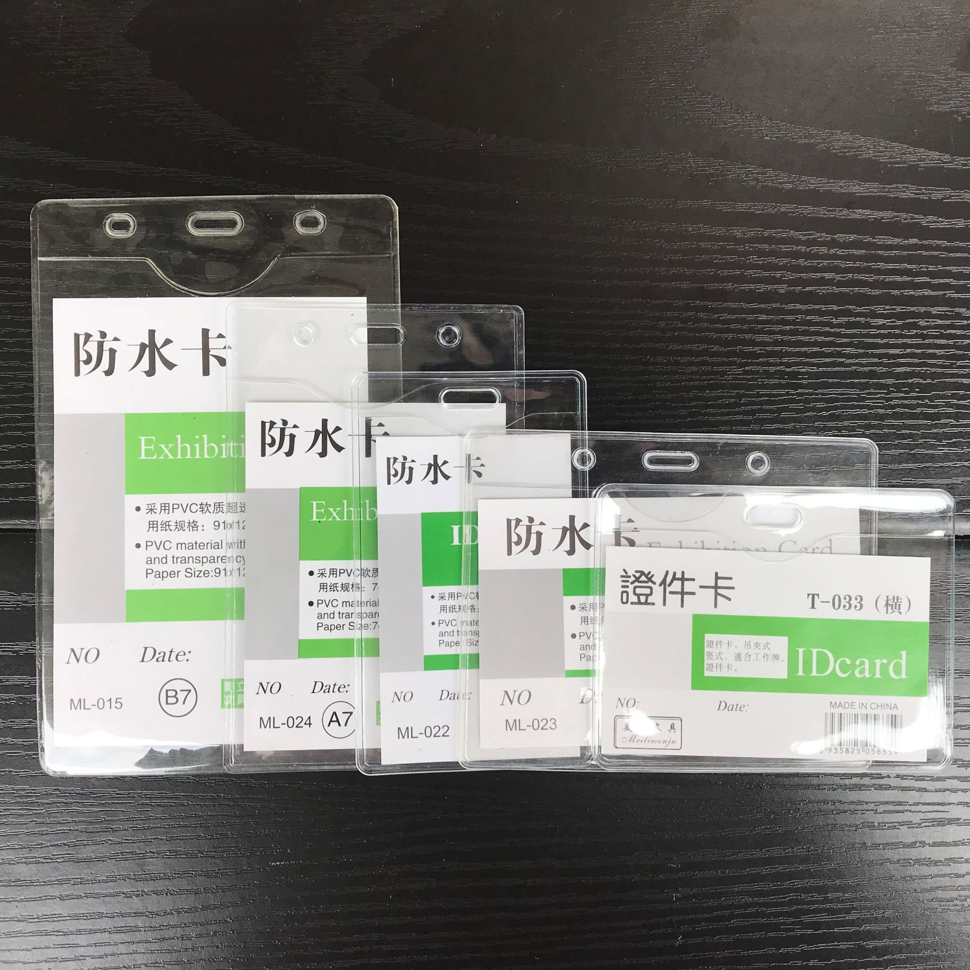 Wholesale Plastic Vertical PVC Id Card Holder Badge Custom Resealable Zip Soft Id Card Holder Transparent Color