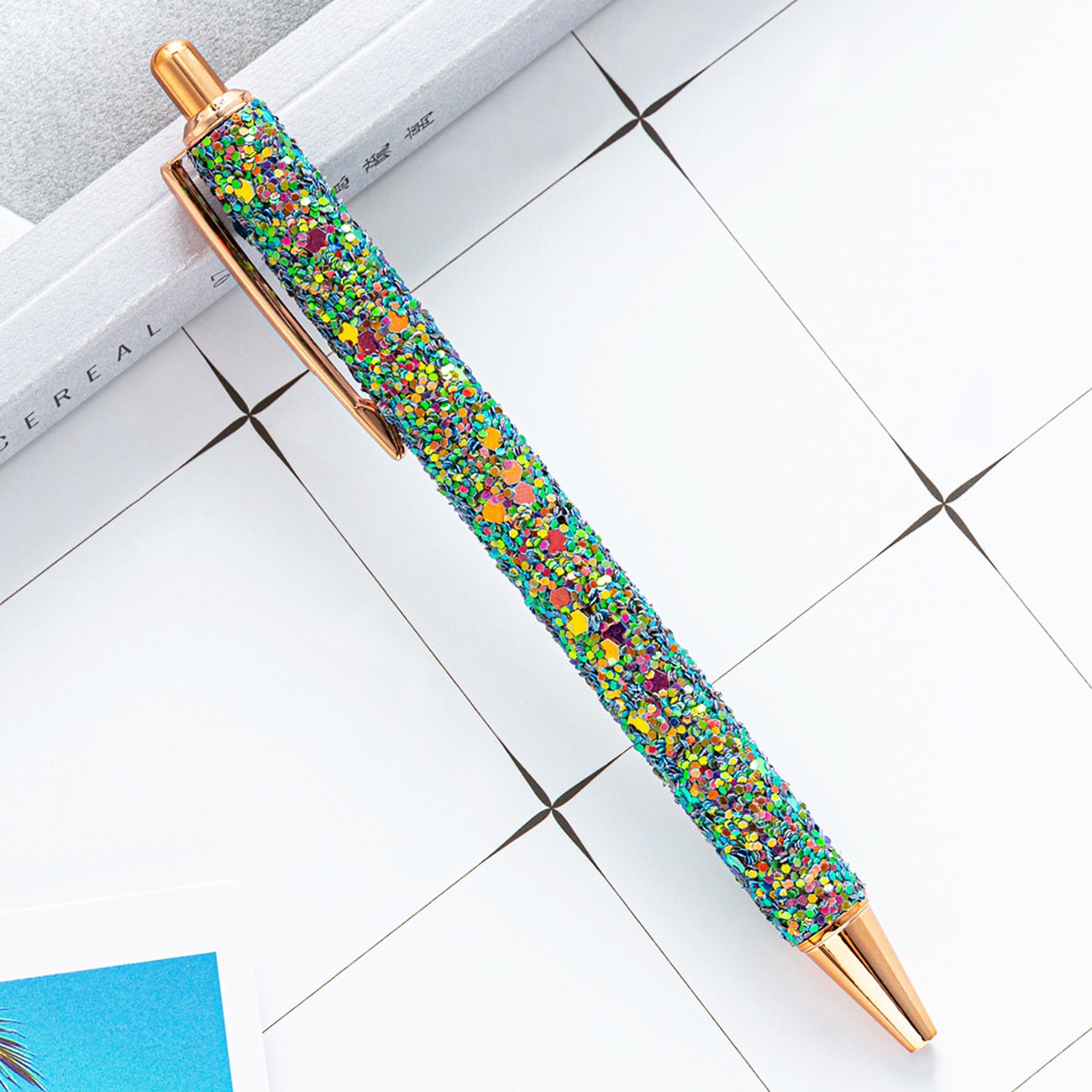 Luxury Elegant Crystal Ballpoint Pen Sequin Design Novel Business Metal Promotional Gift Pen School Office Use