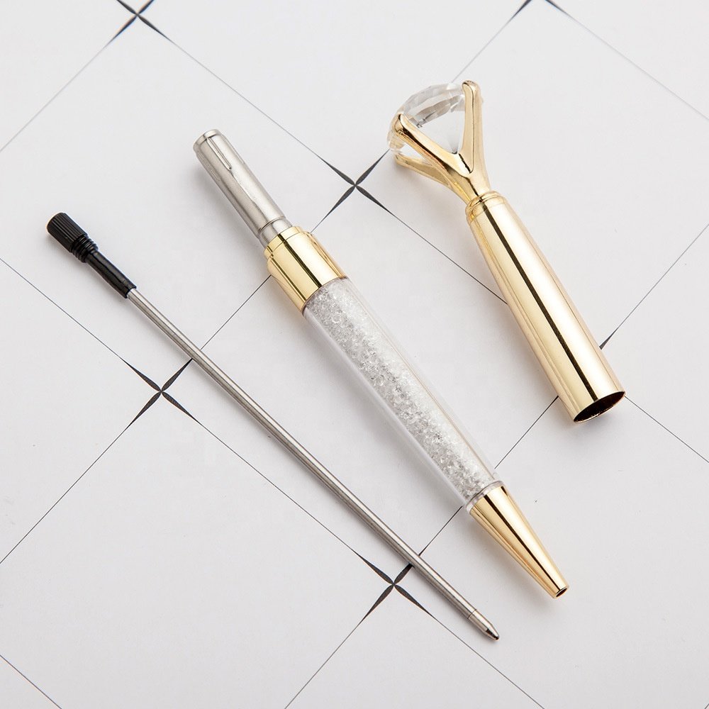 novelty luxury crystal diamond ballpoint pen engrave Logo metal ball pen with diamond on top