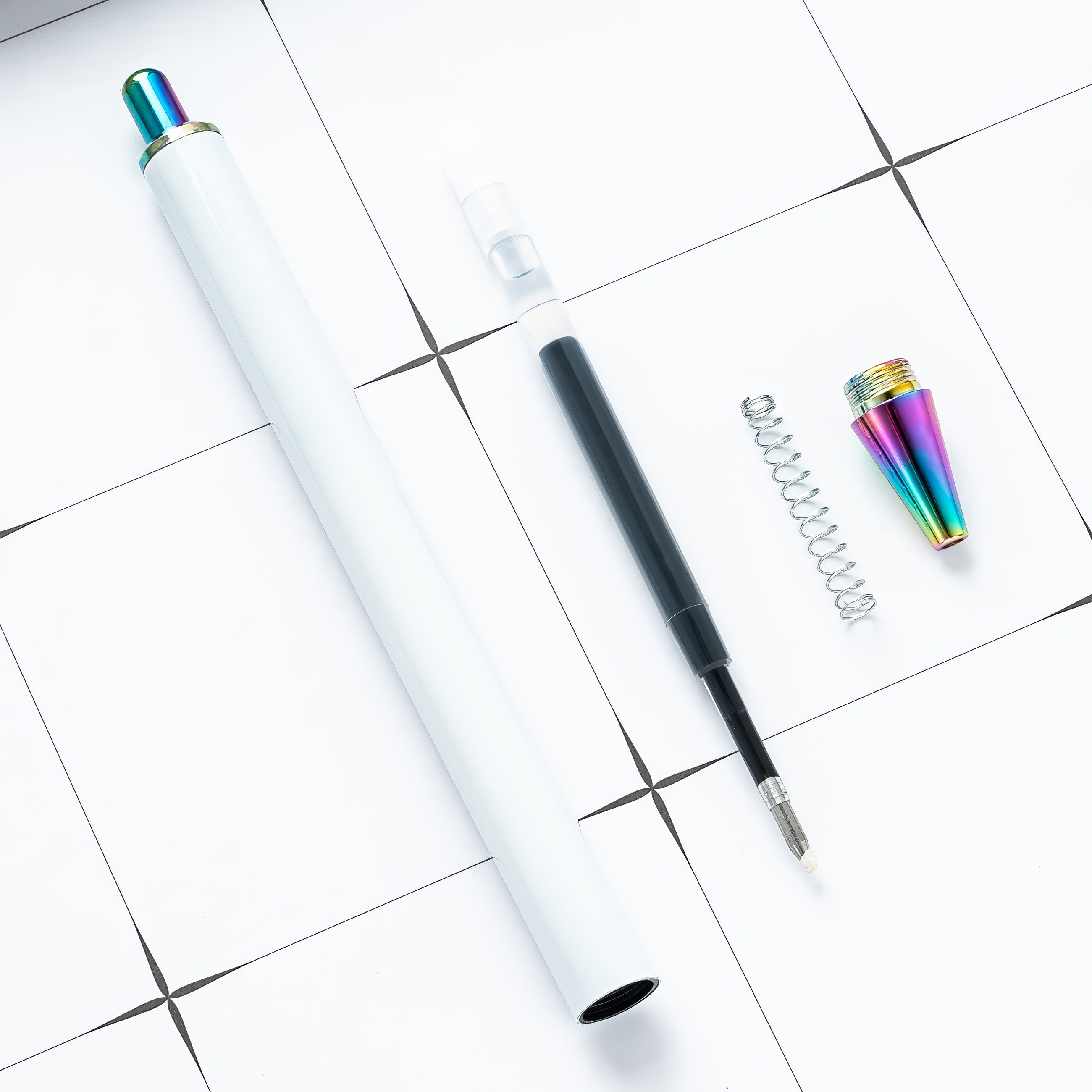 Custom Logo 1.0mm Width Retractable Novelty Metal Ballpoint Pen for Business Gifts and Advertising Promotional Office Supplies