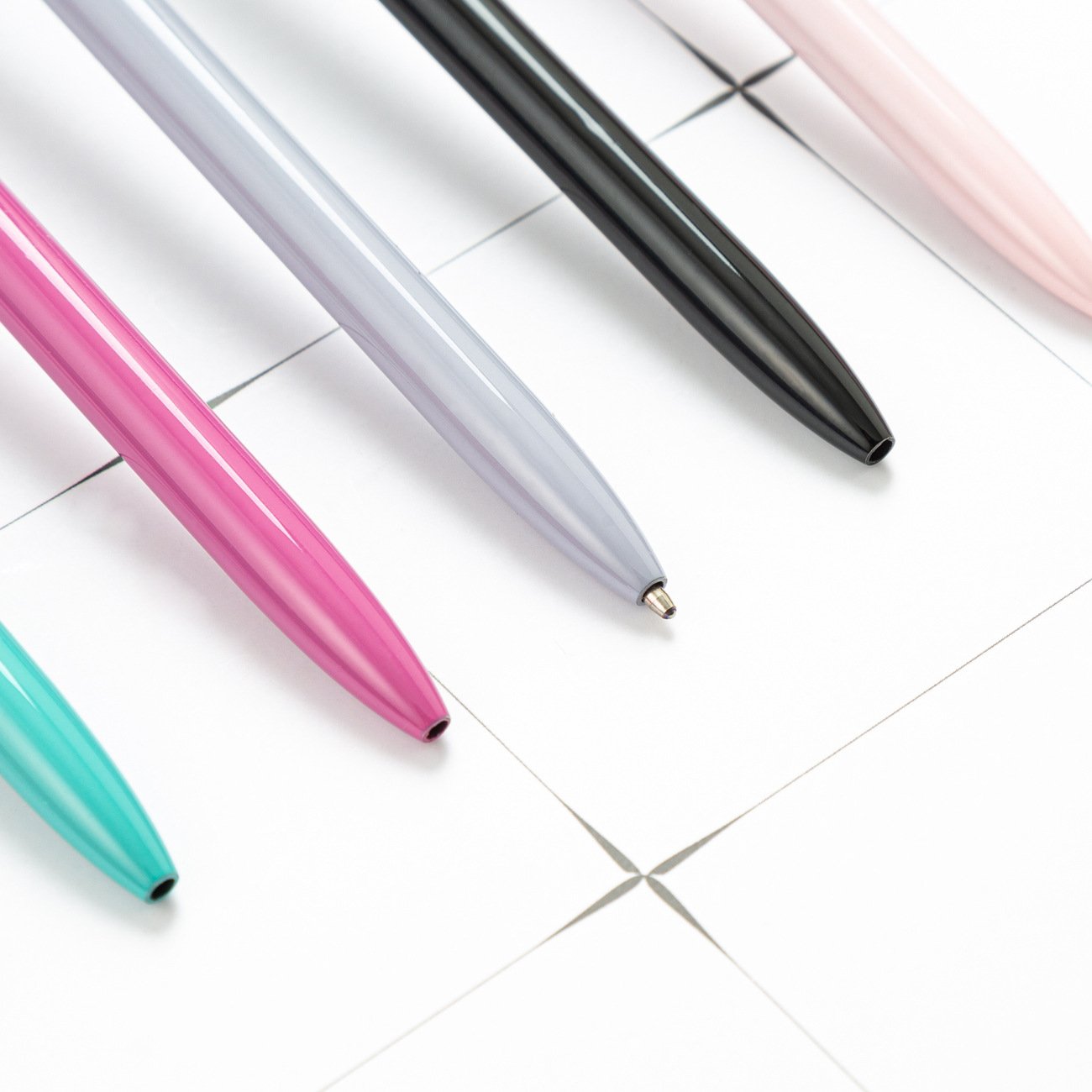 Luxury Metal Colorful Gift Pens Custom Logo Pen Ball Pen For Girl