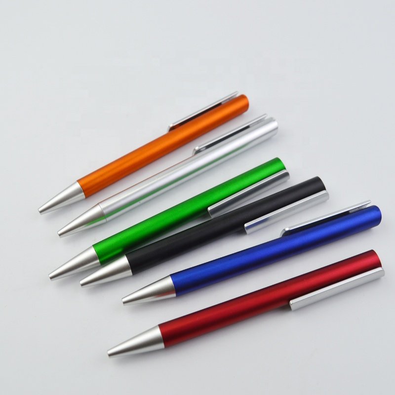 New design gift Ball Pen Customized Logo colorful plastic clip push action Ballpoint Pen with wide clip