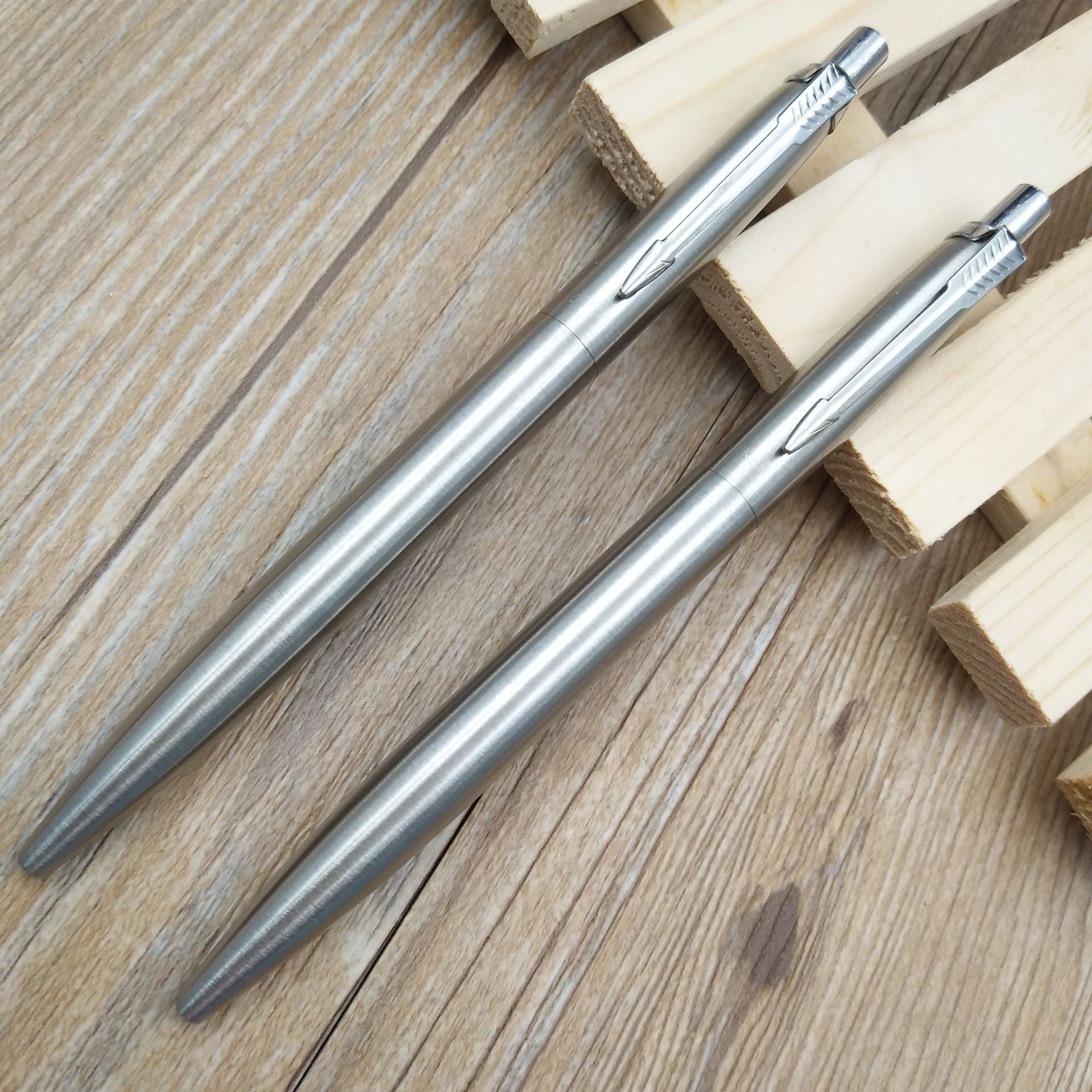 Promotional metal click ball pen parker jotter ball pens