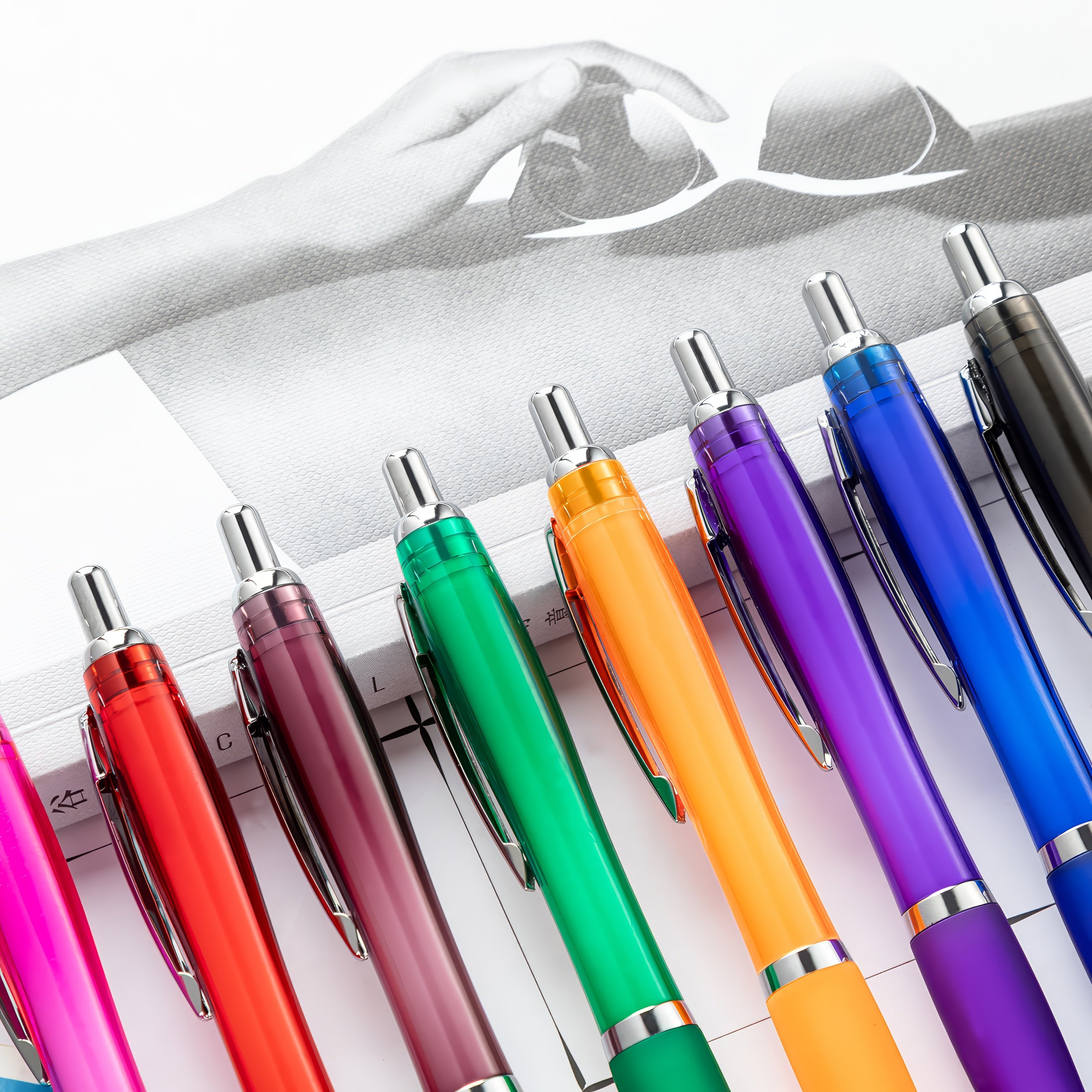 Custom Logo Printed Novelty Ballpoint Pen Simple Sports Design Business Office Supplies Plastic Promotional Advertising Gift Pen