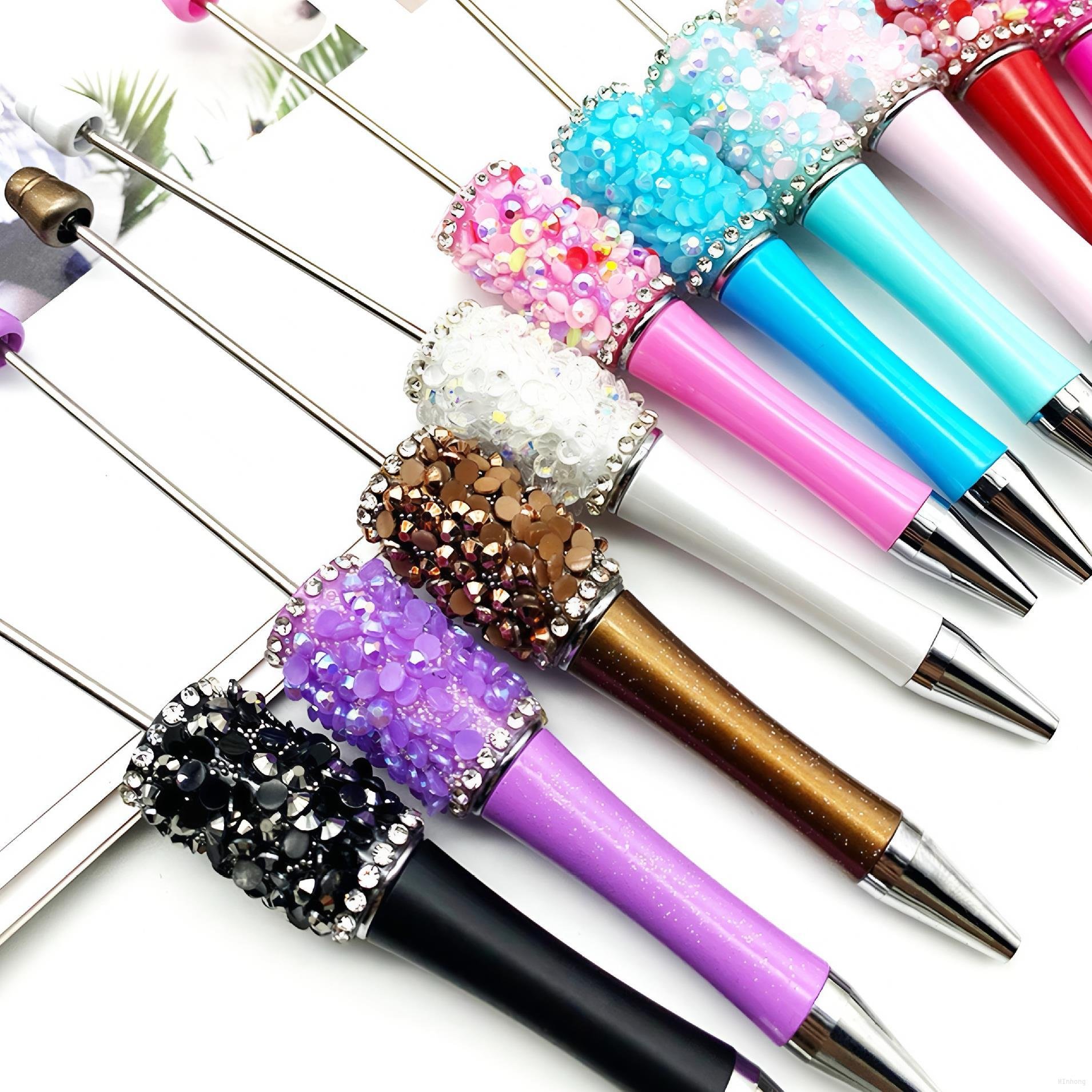 Multi-colored stone glitter beaded pen DIY Ferrero chocolate crystal ballpoint selling spot wholesale