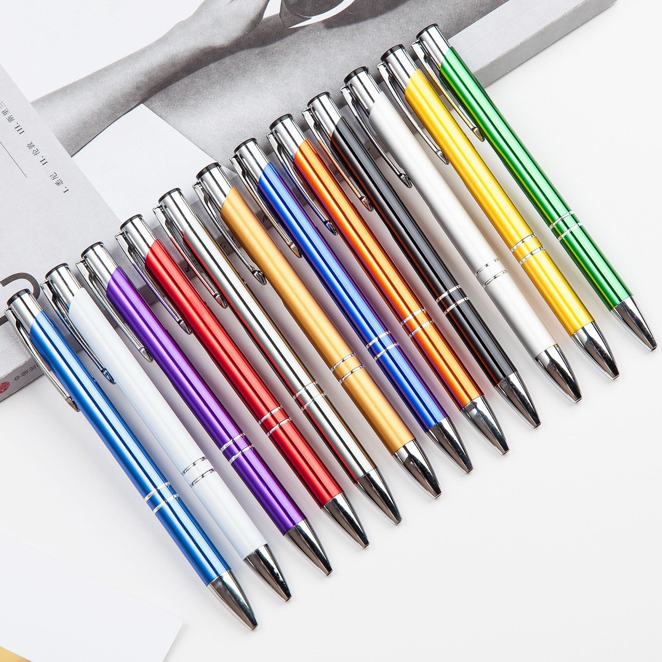 Custom 1.0mm Animal-Printed Aluminum Ballpoint Pen Gift Brand Logo Laser Engraved OEM Metal Black Yellow Orange novelty design