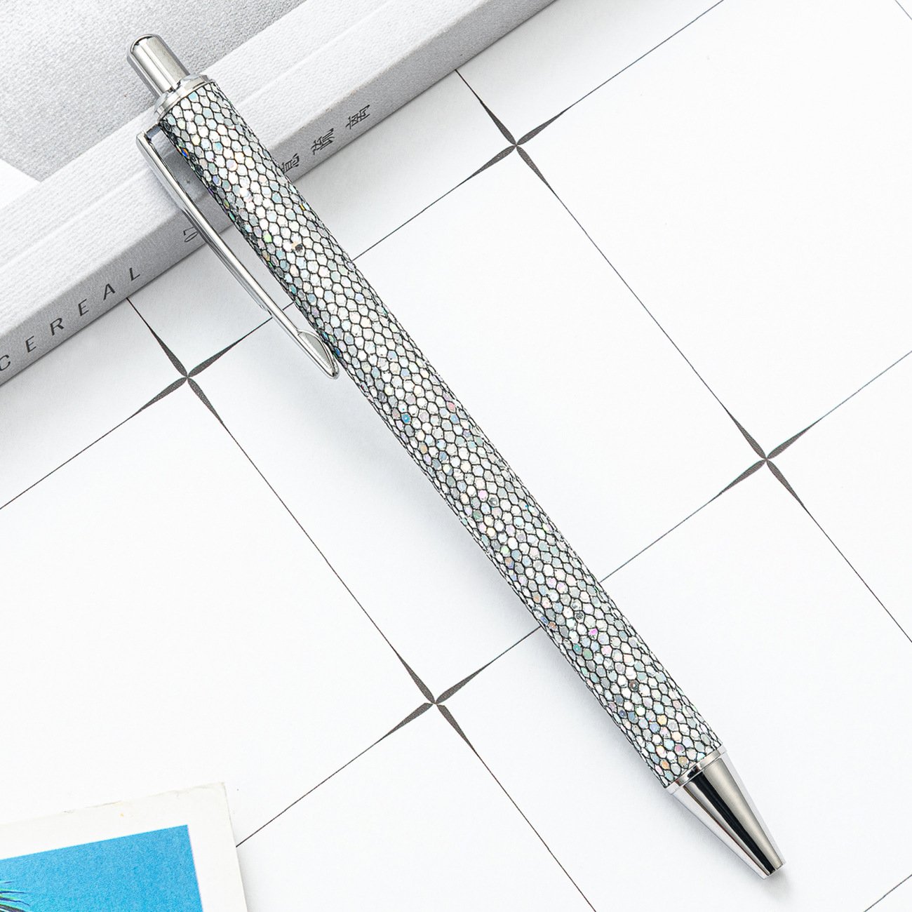 Customized Wholesale 2025 writing smooth sublimation ballpoint pens kids 0.7mm ink 4 in 1 multicolor pen ballpoint pen