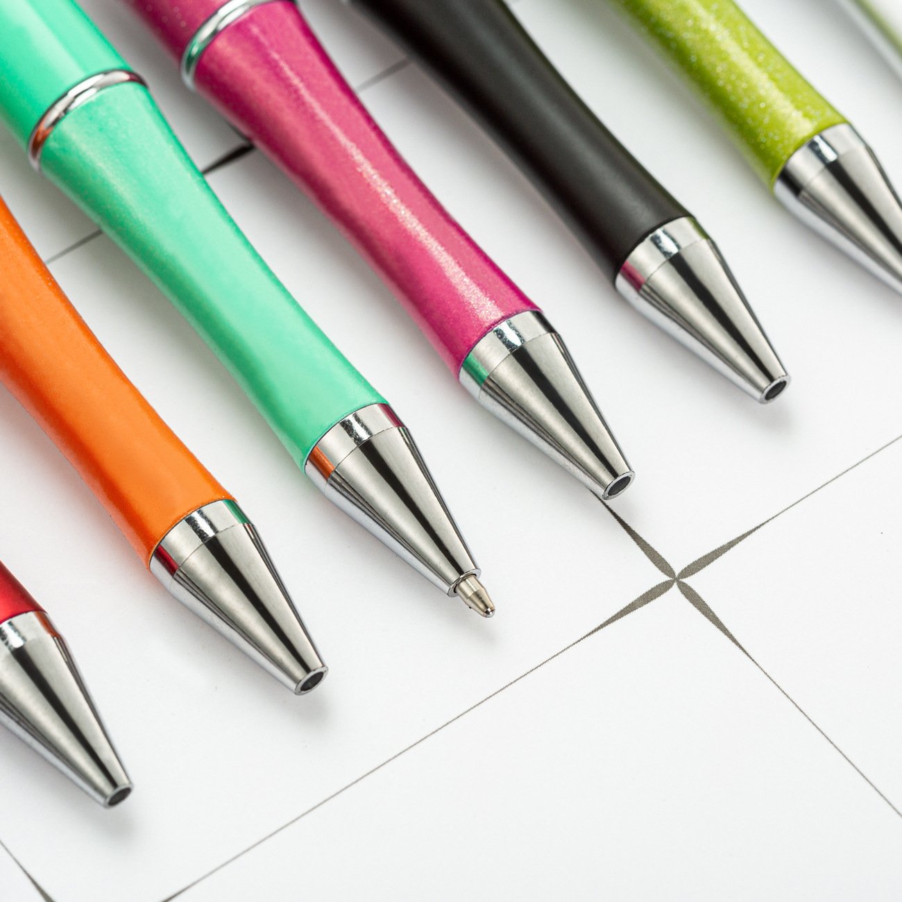 DIY Beadable Pen Creative Ballpoint Writing Supplies 1.0mm Plastic Beaded for School & Office for Promotional Gift