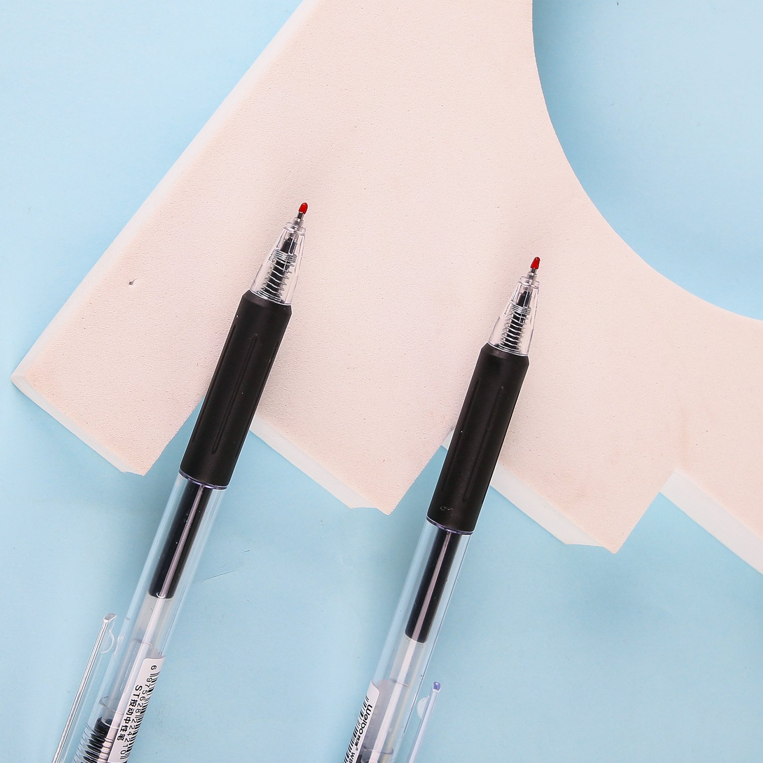 Pens Multi color ballpoint pens press action plastics ball pen stationery supplies low moq weibo stationery
