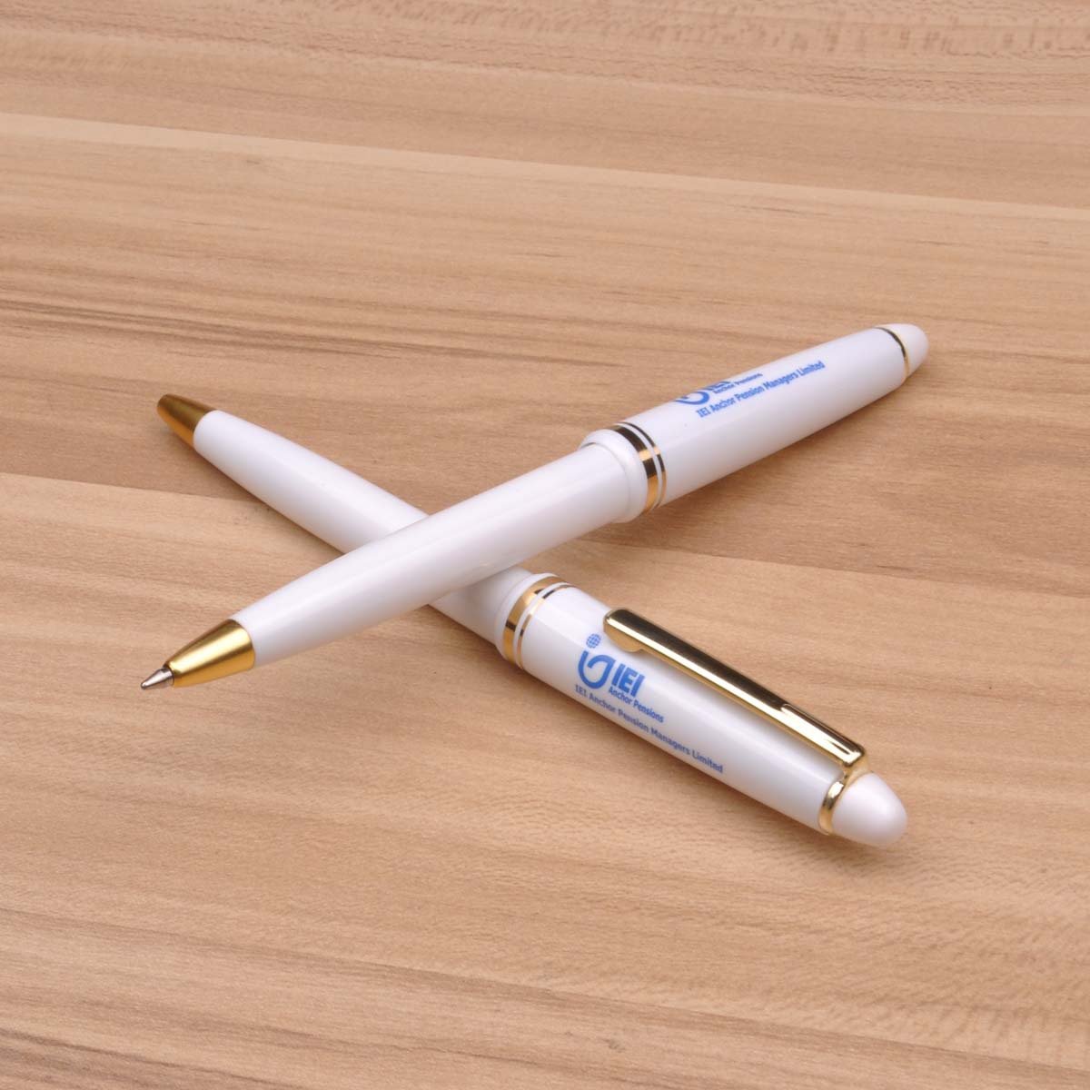 plastic cheap price promotional mont-blanc Custom logo ball Pen for hotel logo print ballpoint pen -black color