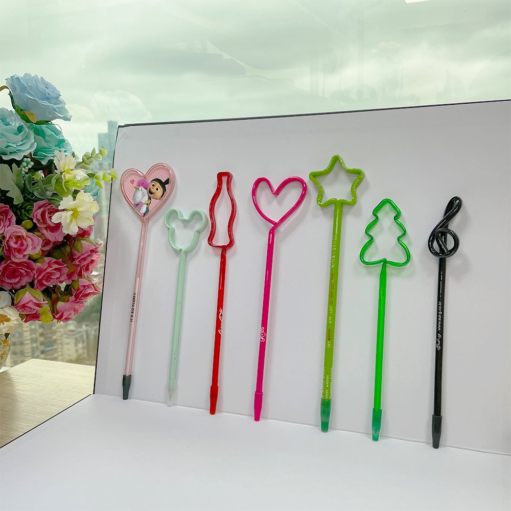 Custom music eighth note treble clef croma th note Achtenote shape cute pen pink black red white ballpoint pen for music lover