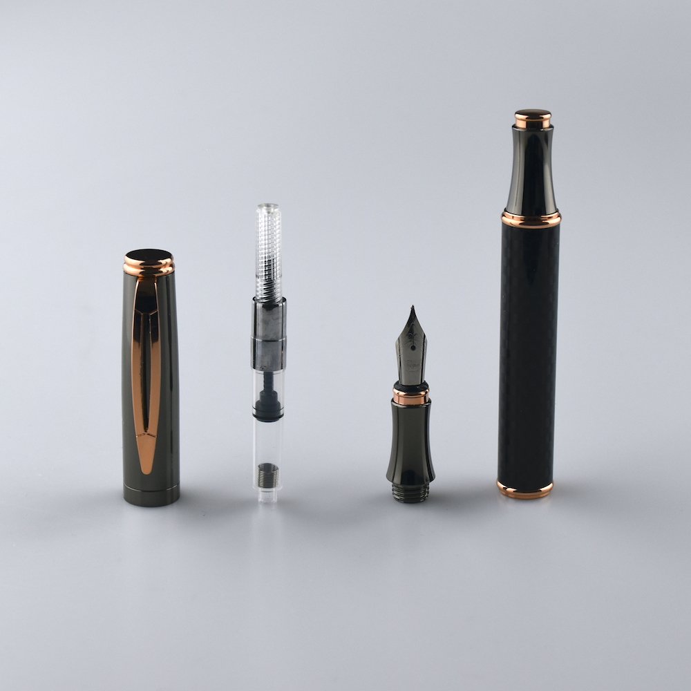 GemFully cool gadgets 2024 Best selling business calligraphy pens carbon fiber fountain pen with refillers