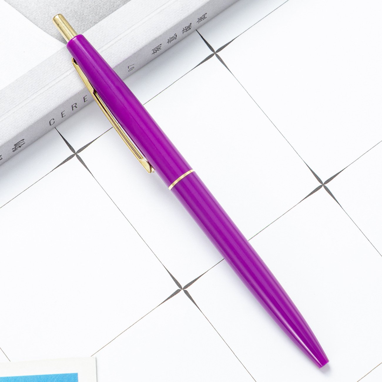 High Quality Plastic Ballpoint Pen Customized Logo Available Advertising Ballpoint Pen World Share