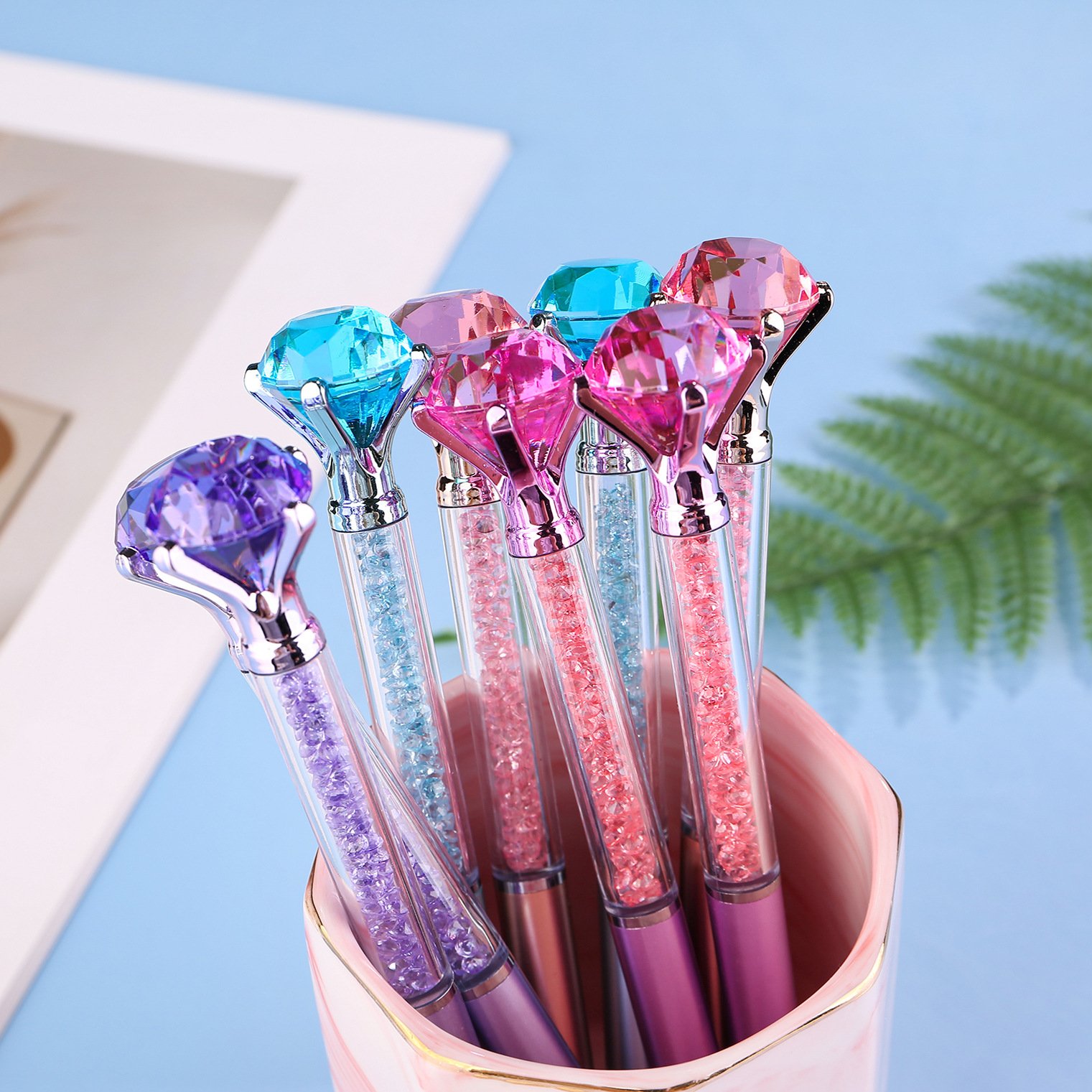 HOT Sale Custom Logo Plastic Pens Simple Plastic Advertising Student Promotional Company Gifts Diamond Ballpoint Pen