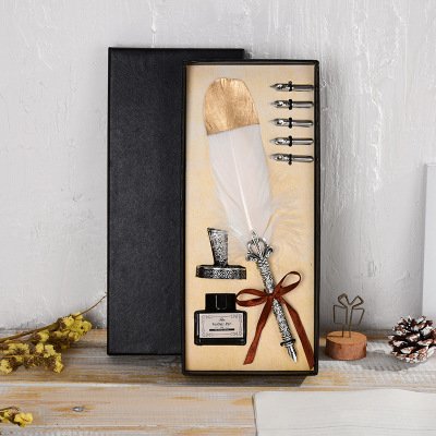 Black Ink Vintage Wedding Gift Signature Pen Office School Accessories Feather Quill Ballpoint Pen