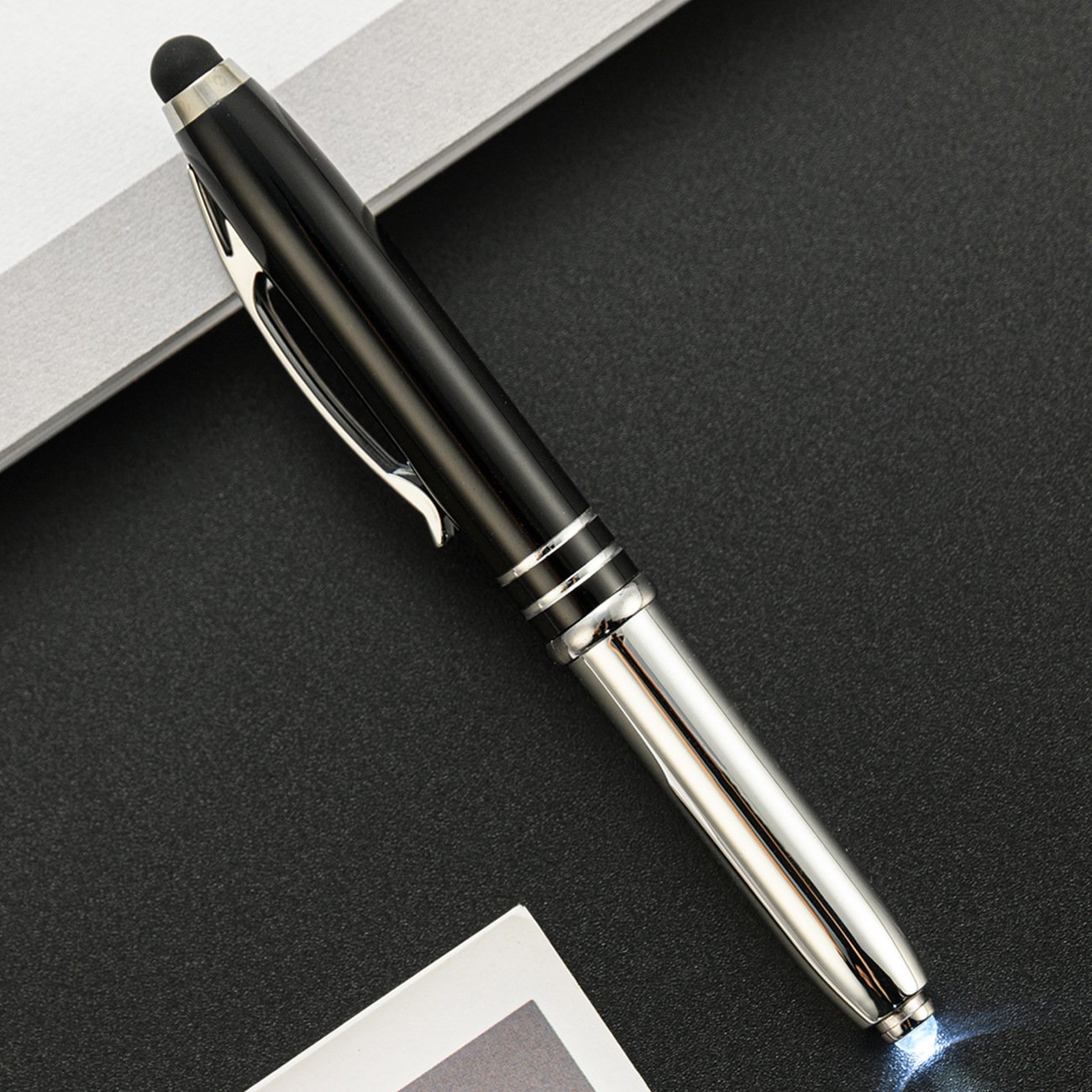 Spot metal light pen Creative advertising gift Light ballpoint pen multi-function handwriting touch screen metal LED