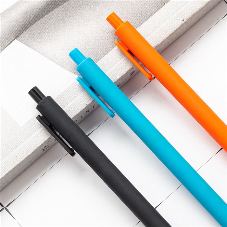 Custom Logo Ballpoint Pen Flexible Design Plastic Caneta for Promotions