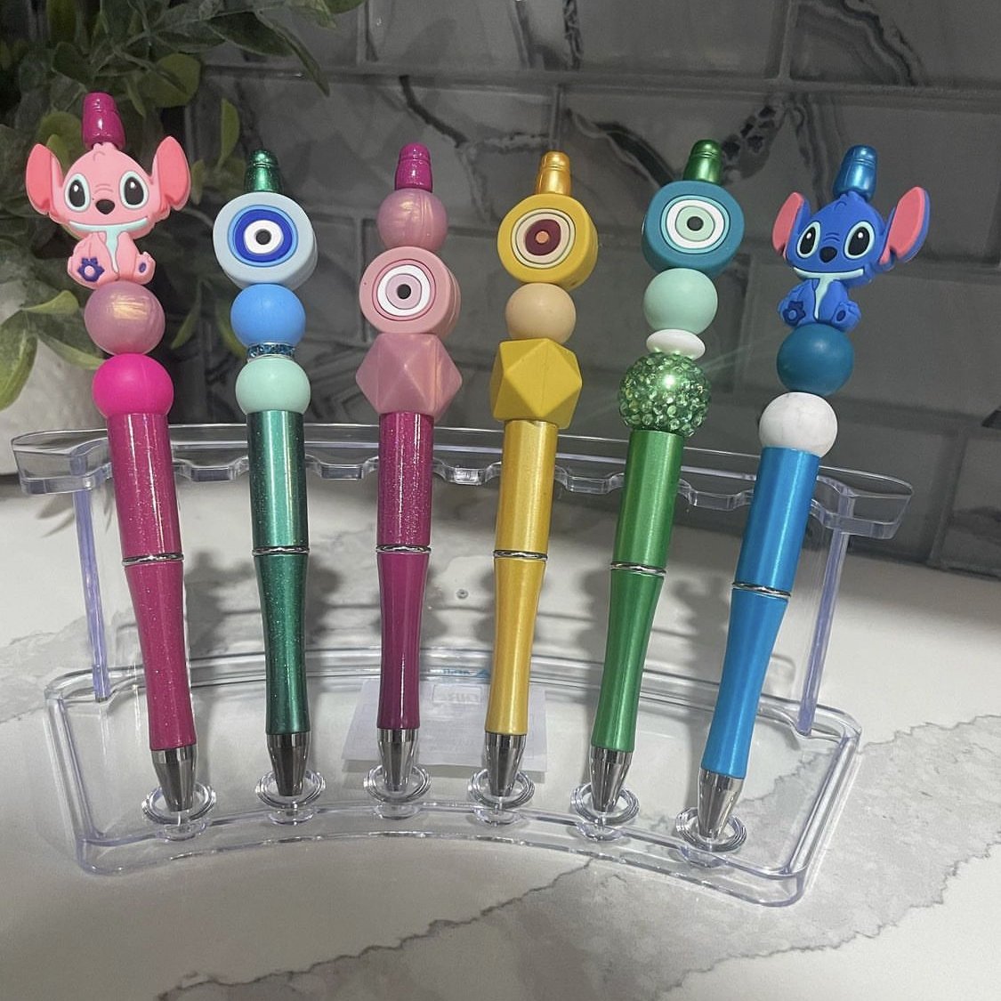 Best Selling Mixed Colour Ballpoint Pen Ball Pen Personalized Party Gift Plastic Beadable Pens For Guest