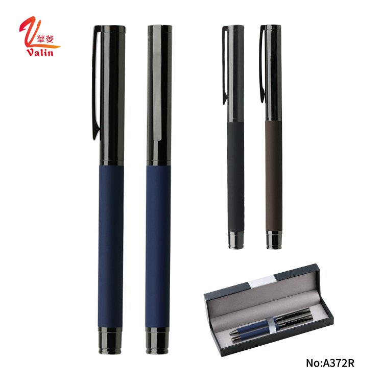 Business Style Metal Gun Black Ballpoint Pen with Rubber Finished Soft Barrel