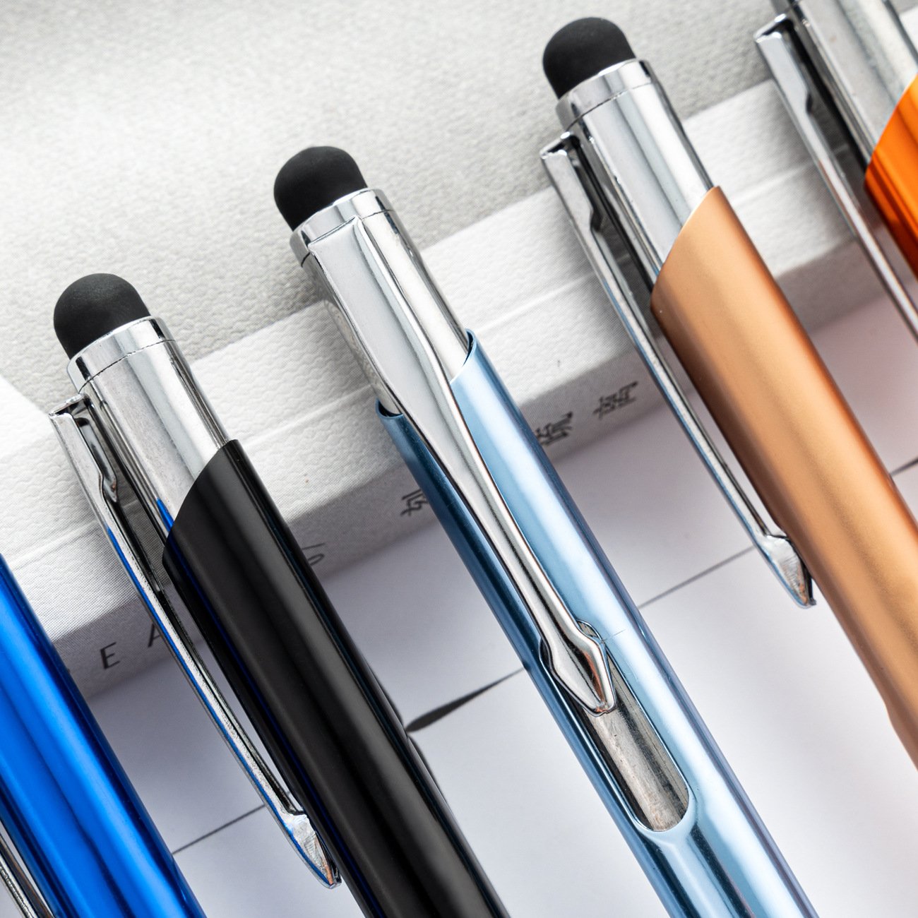 Wholesale metal aluminum rod touch ballpoint pen capacitive handwriting touch screen dual-use metal capacitive touch screen pen