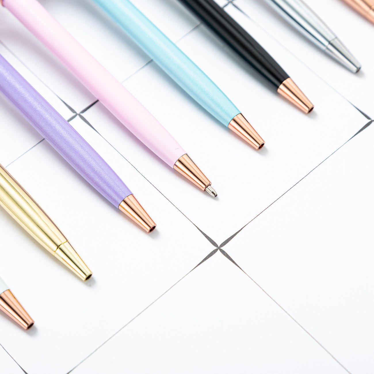 Diamond pendant advertising pen customized logo stationery metal ballpoint pen