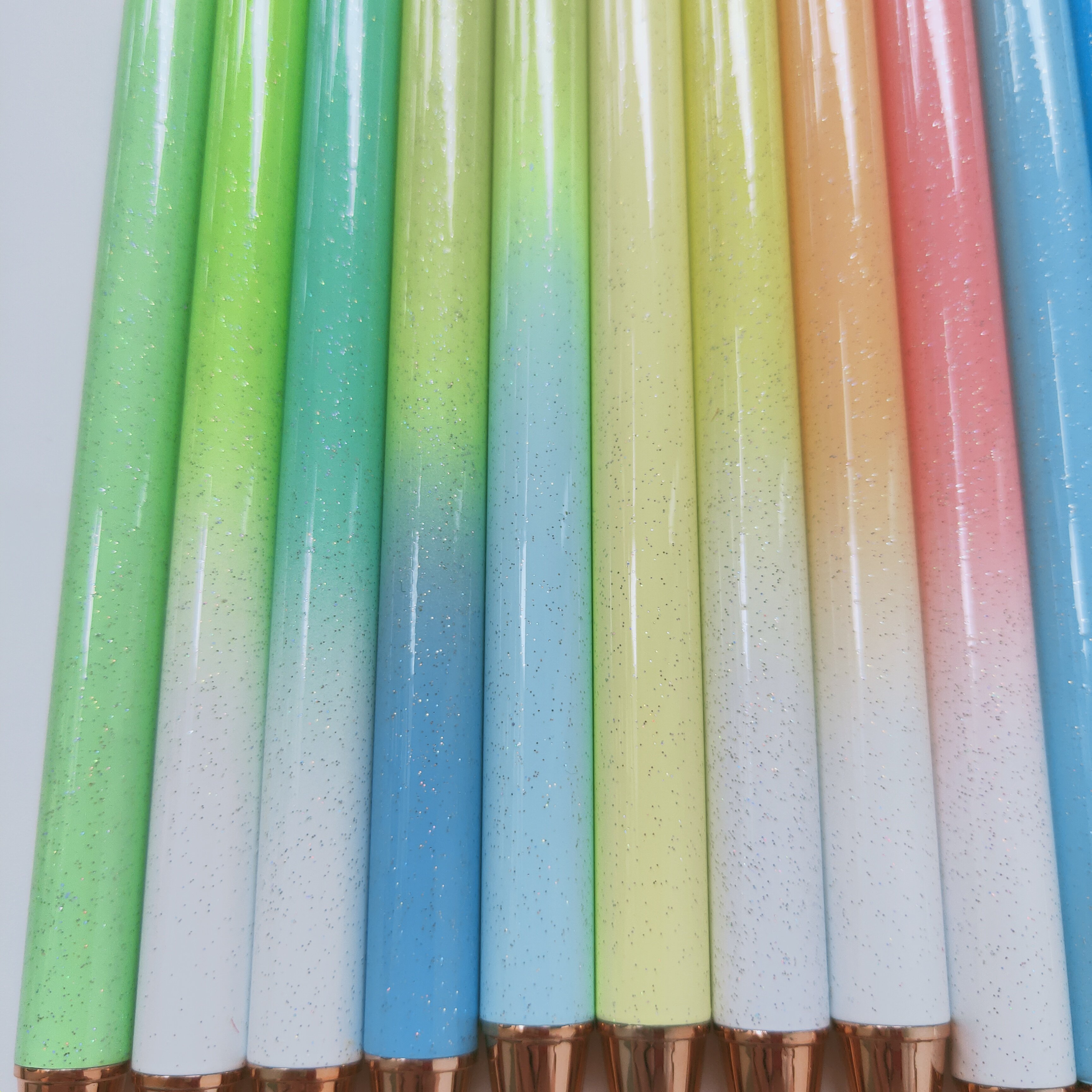 New Fashion Color Bling Glittering Non No Clip Pen Blanks Rainbow Gradient Colors Ball Pen For UV DTF Pen Wrap