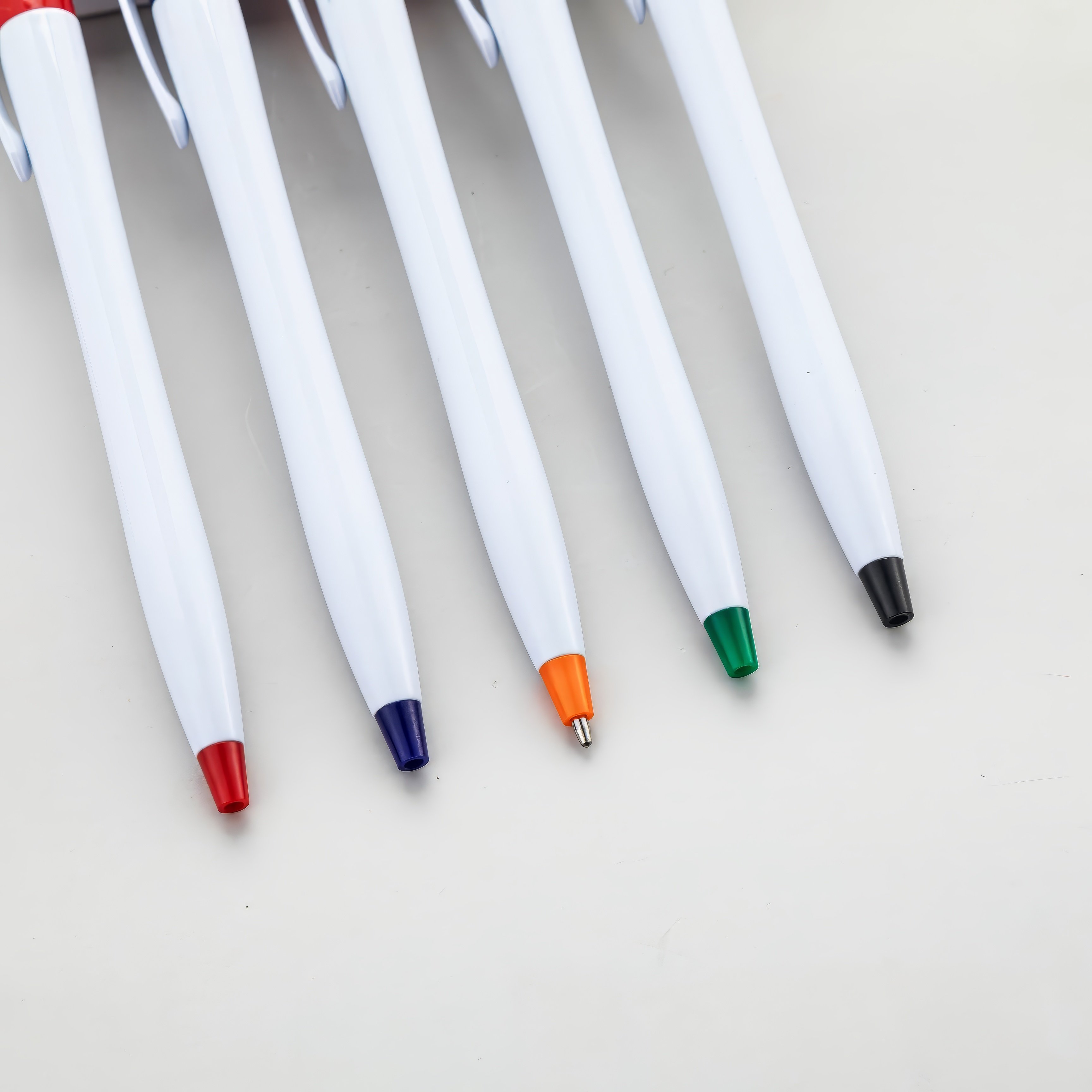 Custom Promotional Very Cheap Ball Pen Logo Click Plastic Gift Ballpoint Pen School Office Supplies Stationery Advertising Metal