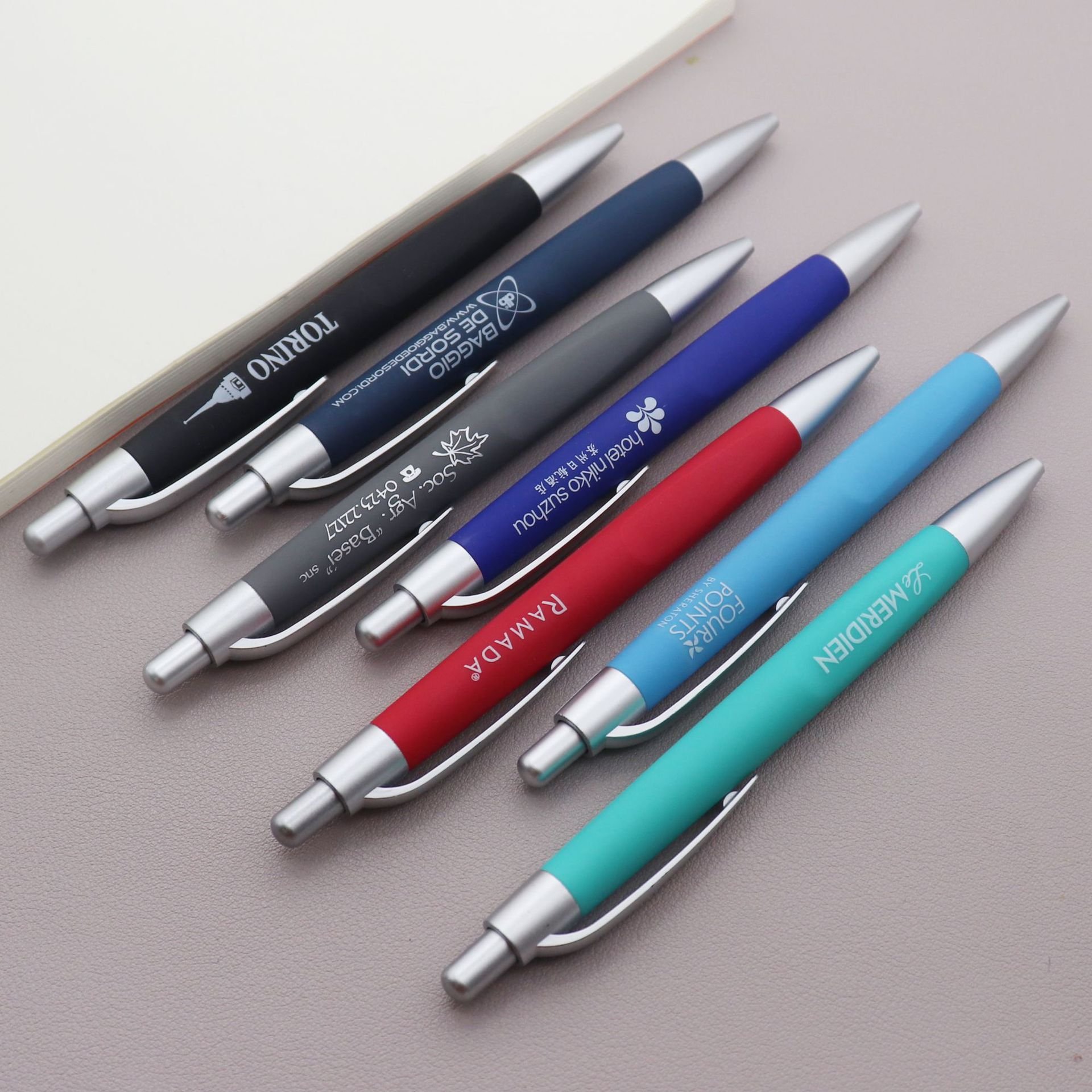 soft touch rubber custom ballpoint pens with logo plastic pen custom logo promotional click hotel pen