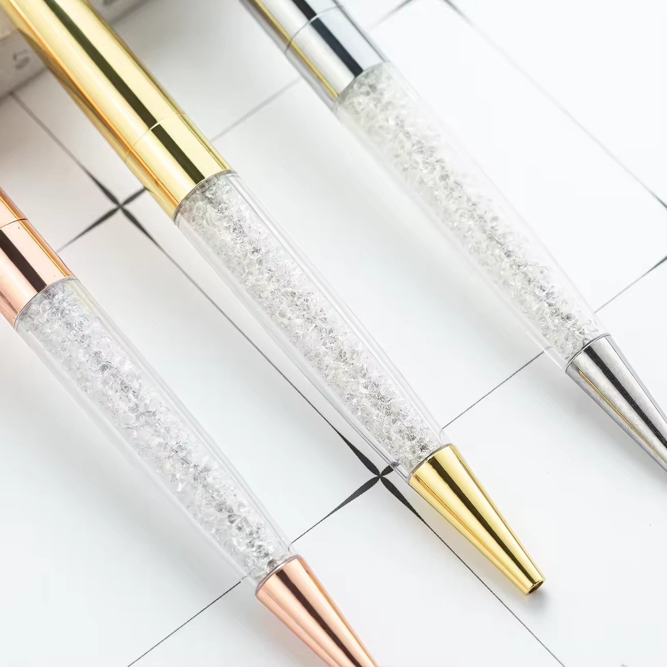 Novel Luxury Rose Gold Pen Wedding Bling Crystal Diamond Ball Point Pen with Logo 1.0mm Writing Metal Promotion Gift Pen