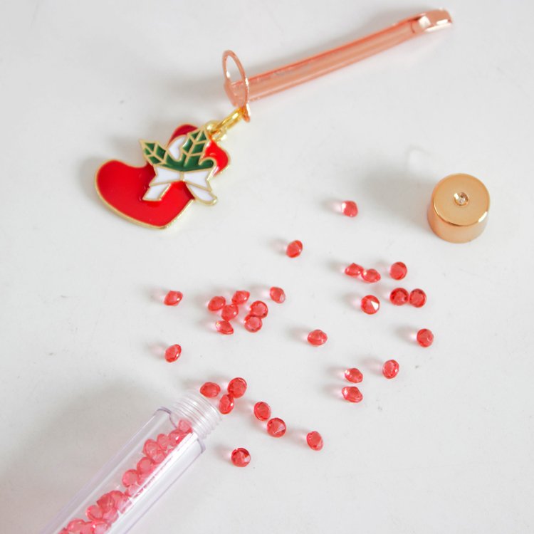 O&Q Be on hot sale creative ballpoint pen Christmas series have metal pendants for Christmas gifts school office