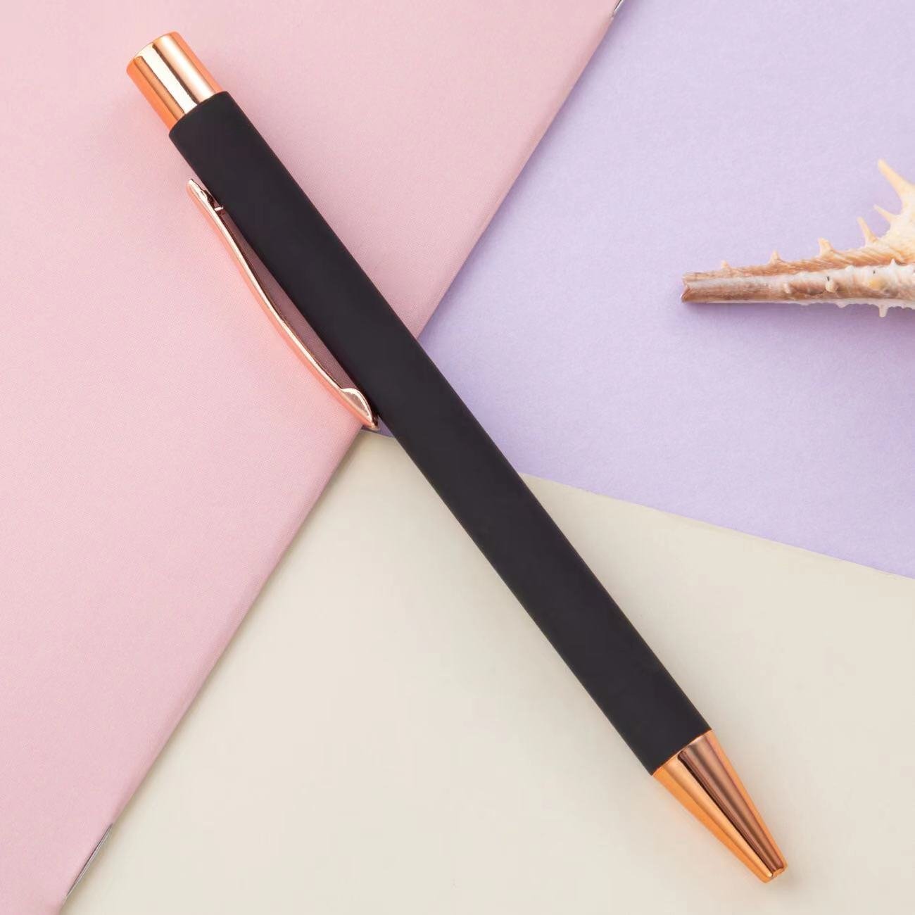 High Quality Customizable Metal Ballpoint Pen Hot Selling Business Student Pens in a Variety of Colors Promotional Pen Body Type