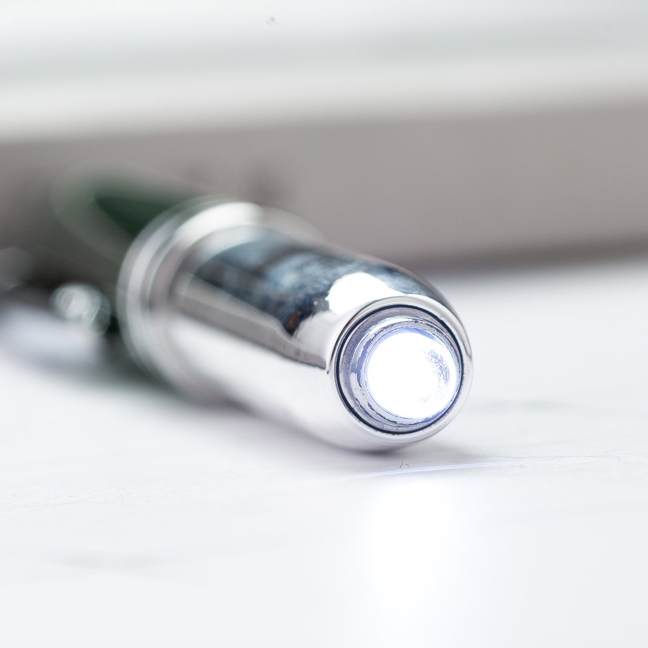New Arrival 3-in-1 LED Light Stylus Pen Custom Logo Multi-Function Ballpoint Pens for Promotion Gifts