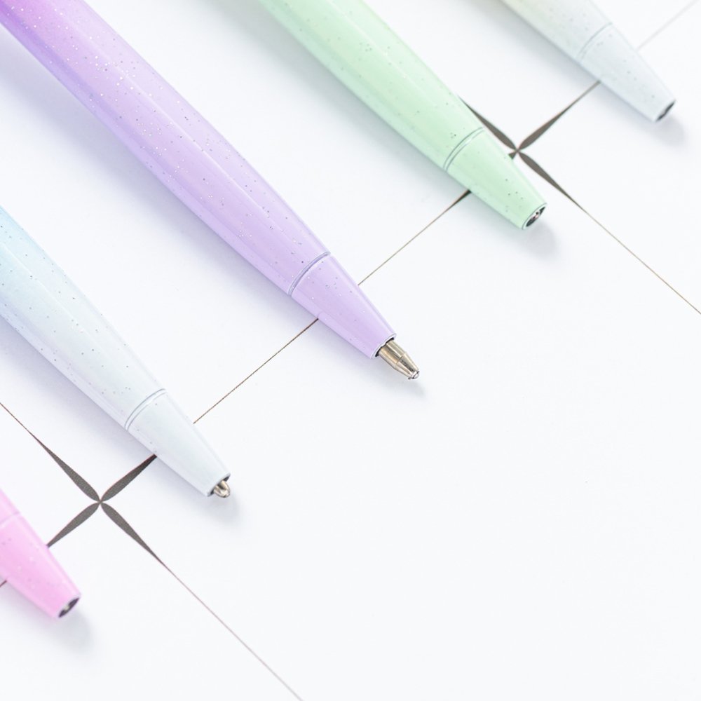 Ballpoint Pens Heart Shape Pens Cute Retractable Pen 1.0 mm Metal Black Ink for School Office Writing Supplies Valentine's Day