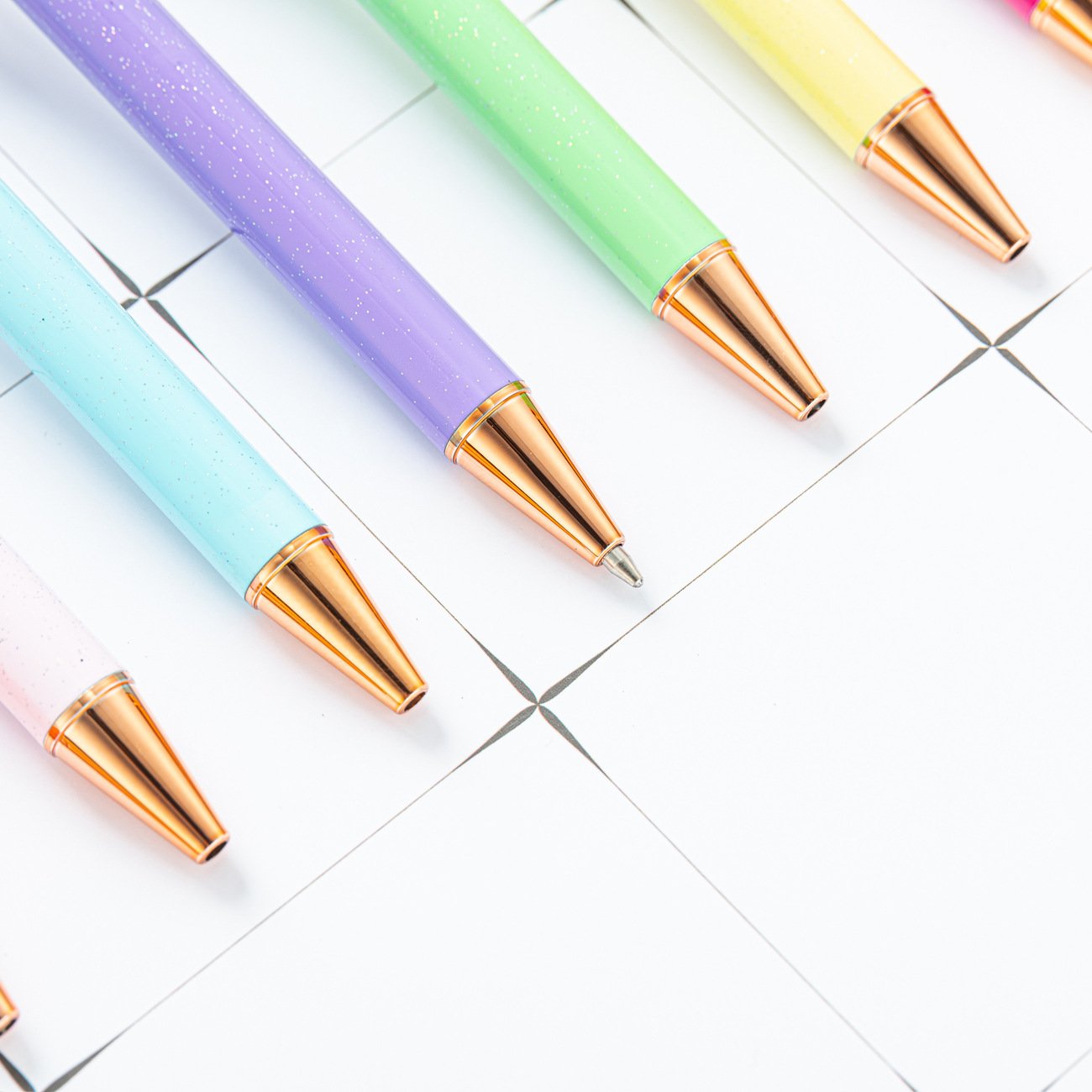 Pens with Custom Logo Ballpoint Pens Retractable Black Ink Metal Pen for Promotional Gift Office