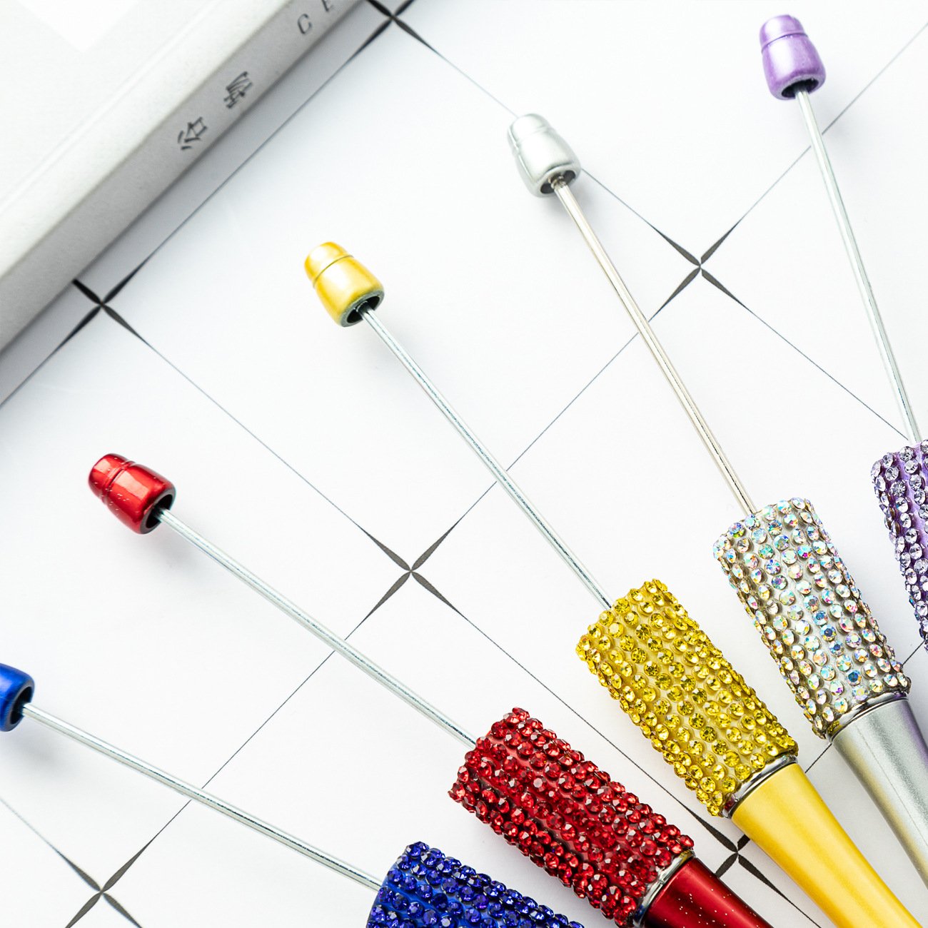 Wholesale Custom Diamond Ballpoint Pen Creative DIY Plastic Business Promotion Novelty Logo Black Ink Gift